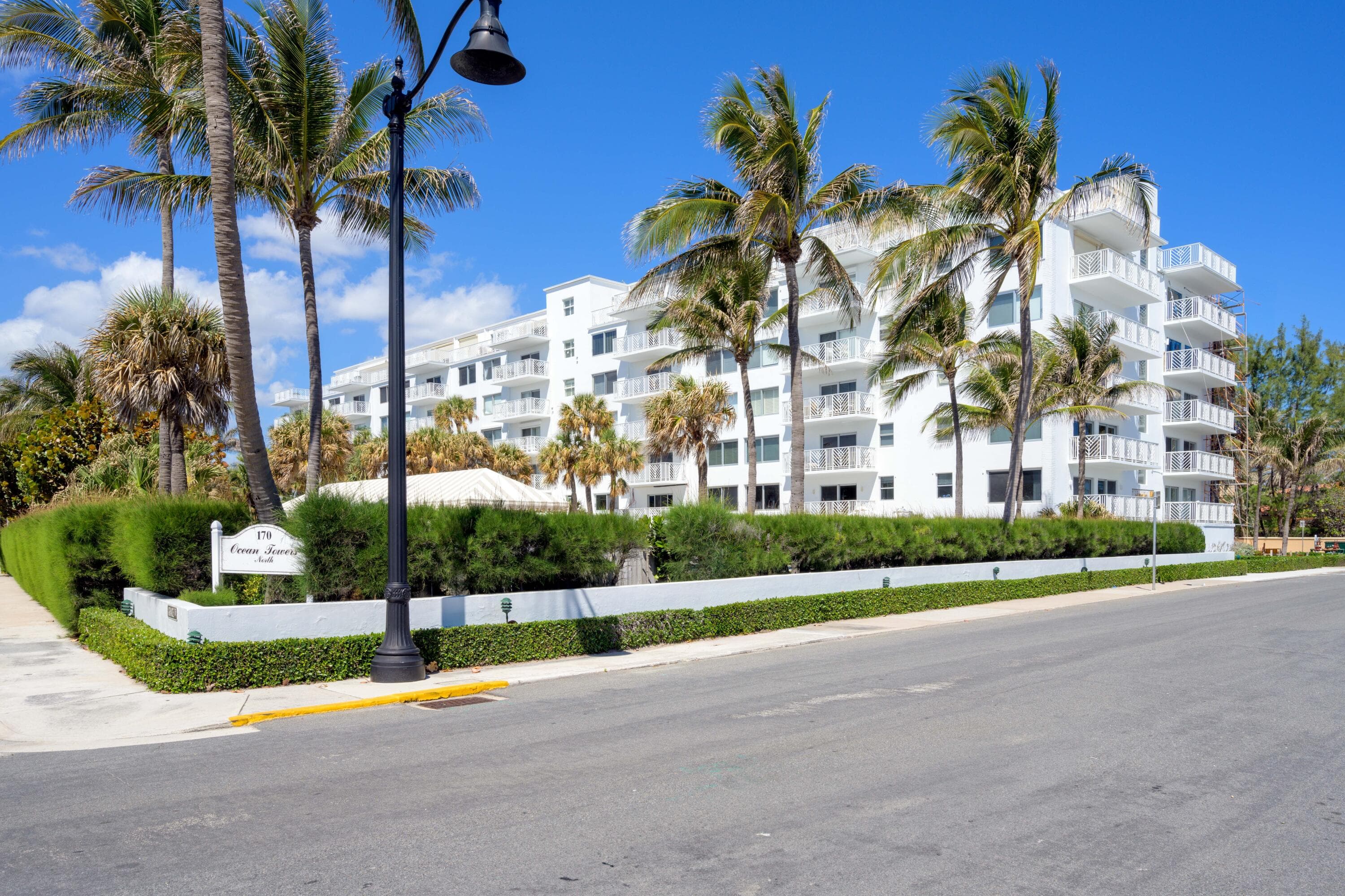 170 N Ocean Boulevard 303, Palm Beach, FL 33480 — photo 1 of 43