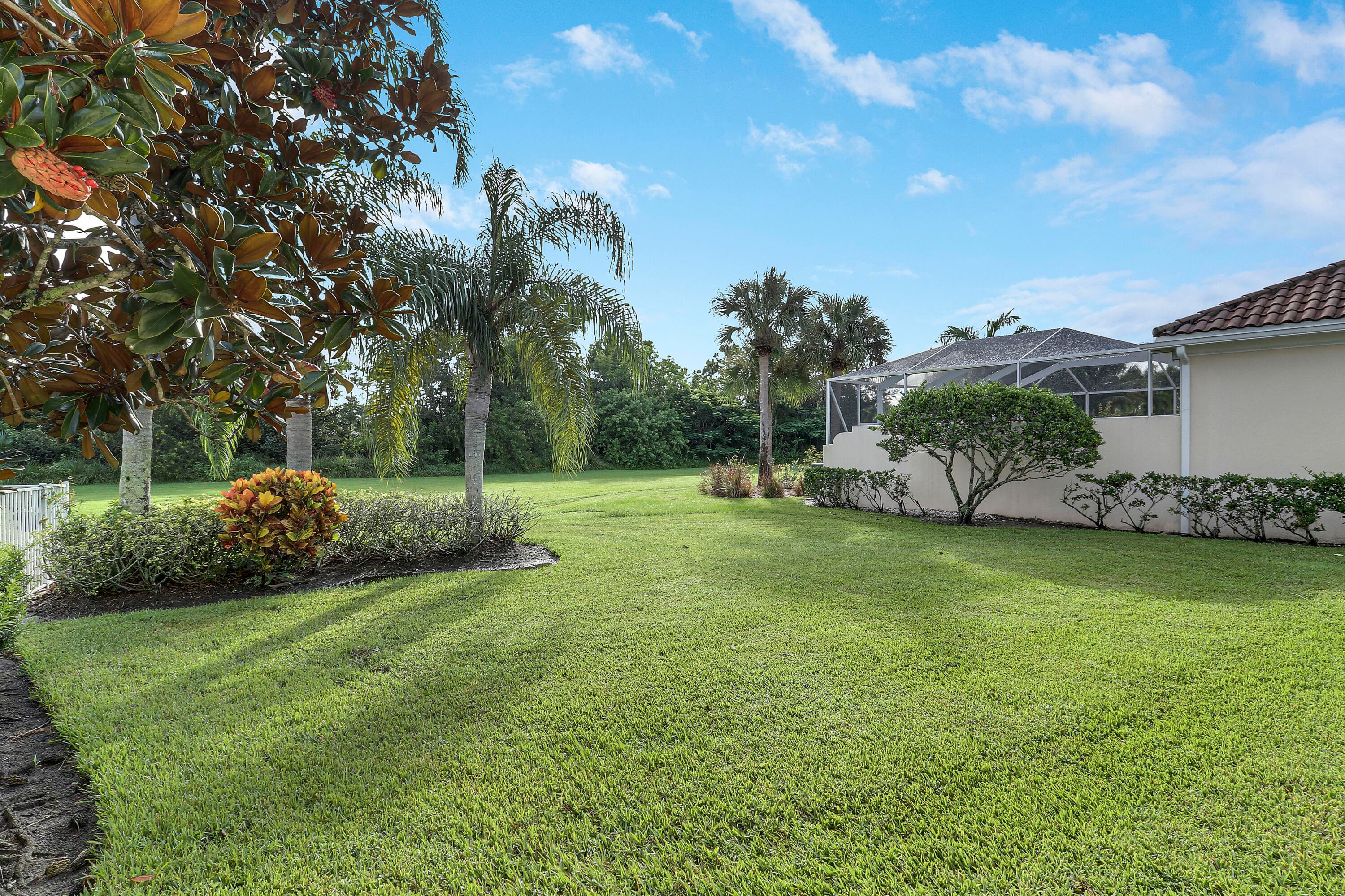 8337 SE Angelina Court, Hobe Sound, FL 33455 — photo 28 of 35