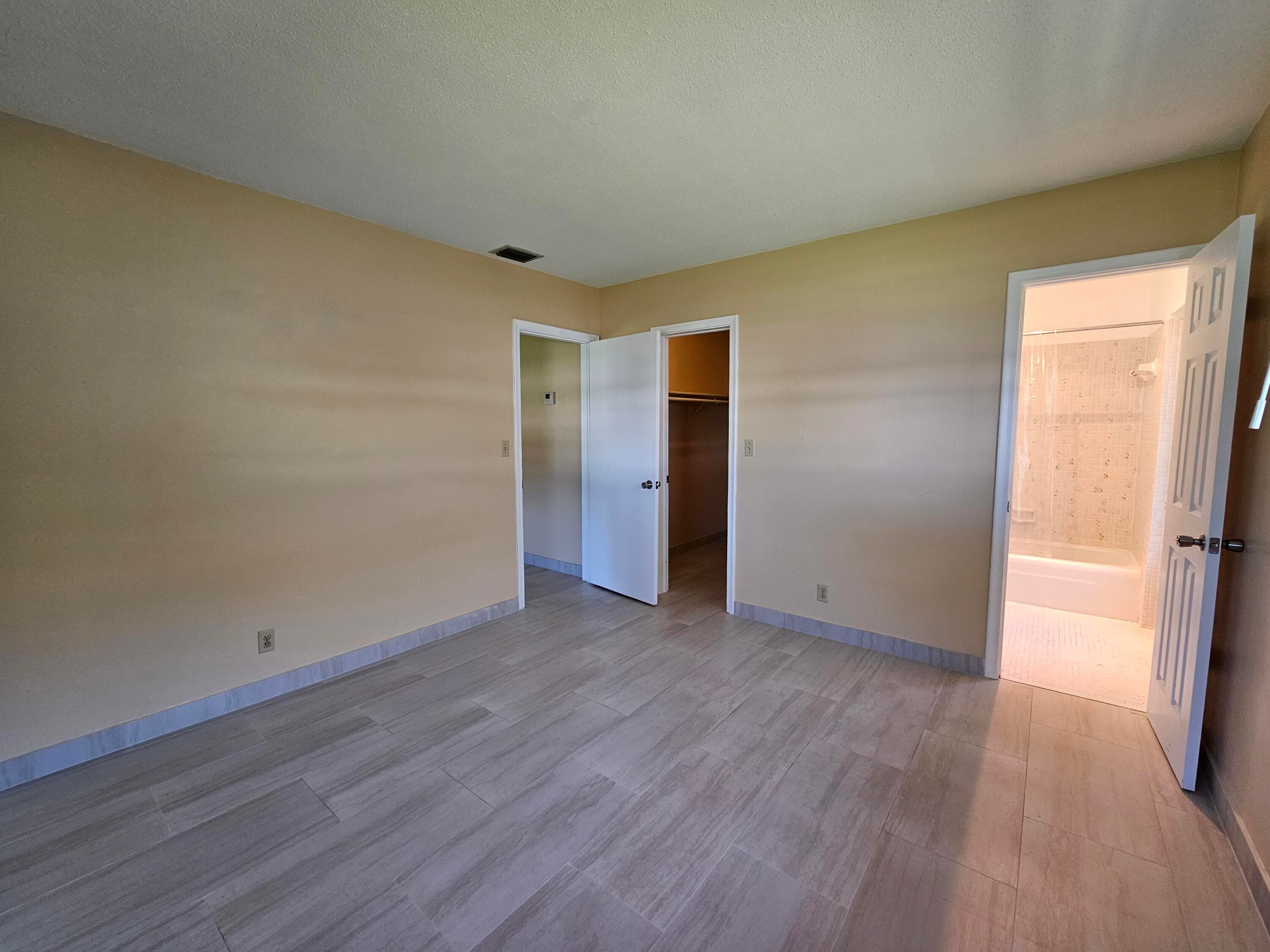 1901 NE 29th Street 2, Lighthouse Point, FL 33064 — photo 4 of 7