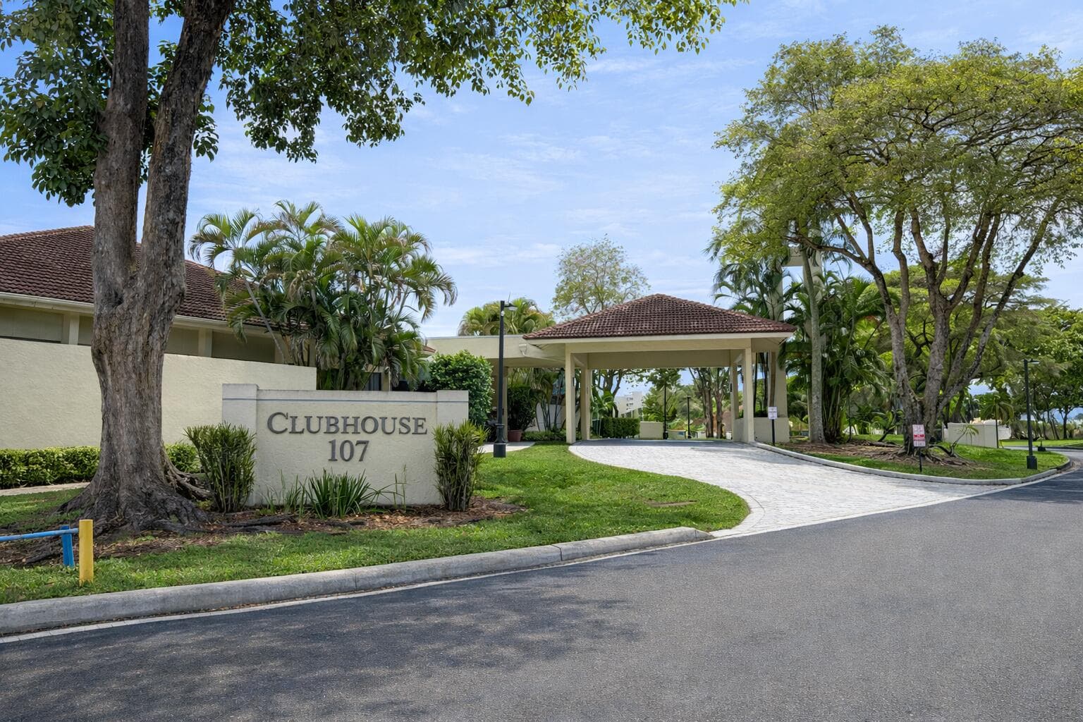 110 Lake Emerald Drive 405, Oakland Park, FL 33309 — photo 28 of 38