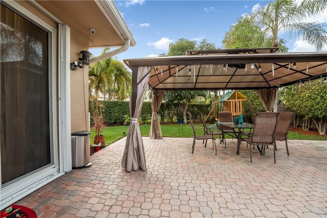 10361 NW 54th Place, Coral Springs, FL 33076 — photo 43 of 48