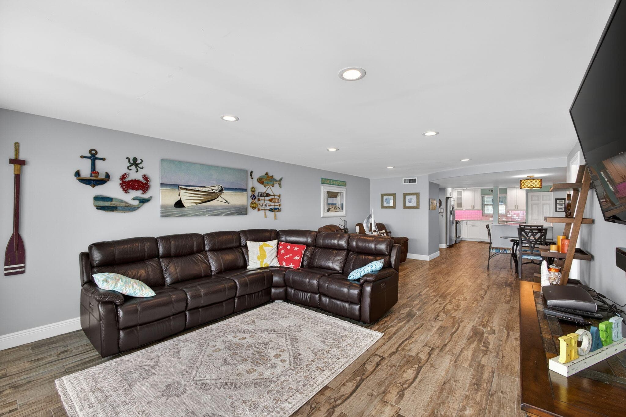 3040 Lake Shore Drive, Riviera Beach, FL 33404 — photo 19 of 70