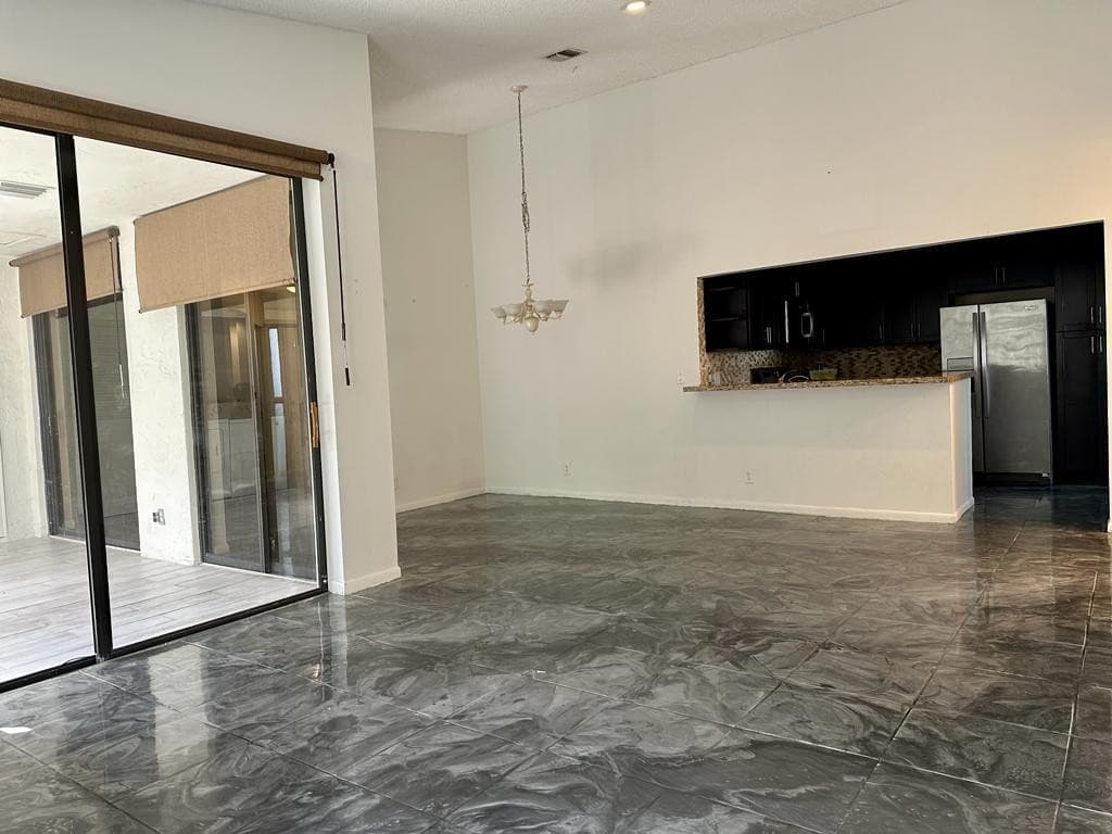 5438 Verona Drive Unit 812 L Drive L, Boynton Beach, FL 33437 — photo 9 of 35