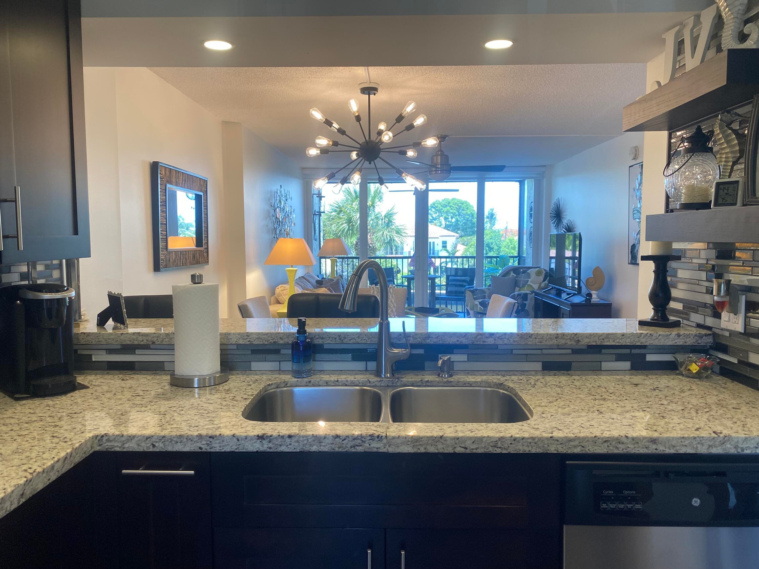18 Royal Palm Way 306, Boca Raton, FL 33432 — photo 14 of 39