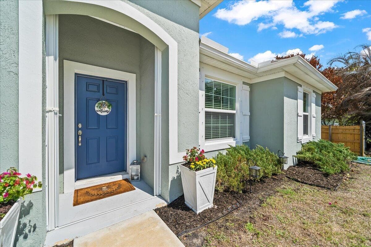 2141 SW Leafy Road, Port St. Lucie, FL 34953 — photo 4 of 37