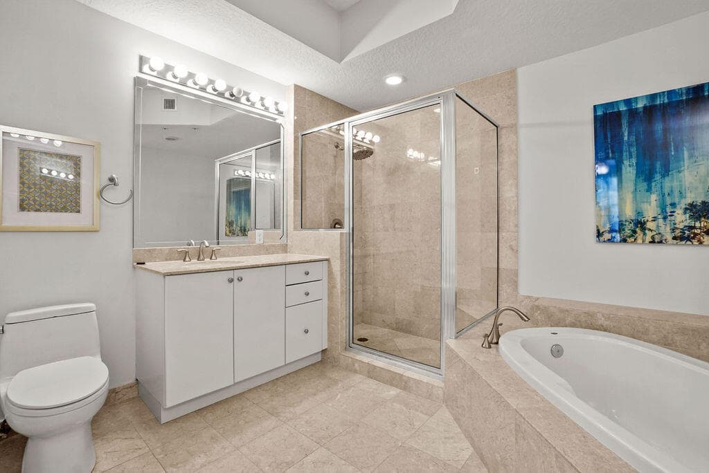 701 S Olive Avenue 1003, West Palm Beach, FL 33401 — photo 16 of 31