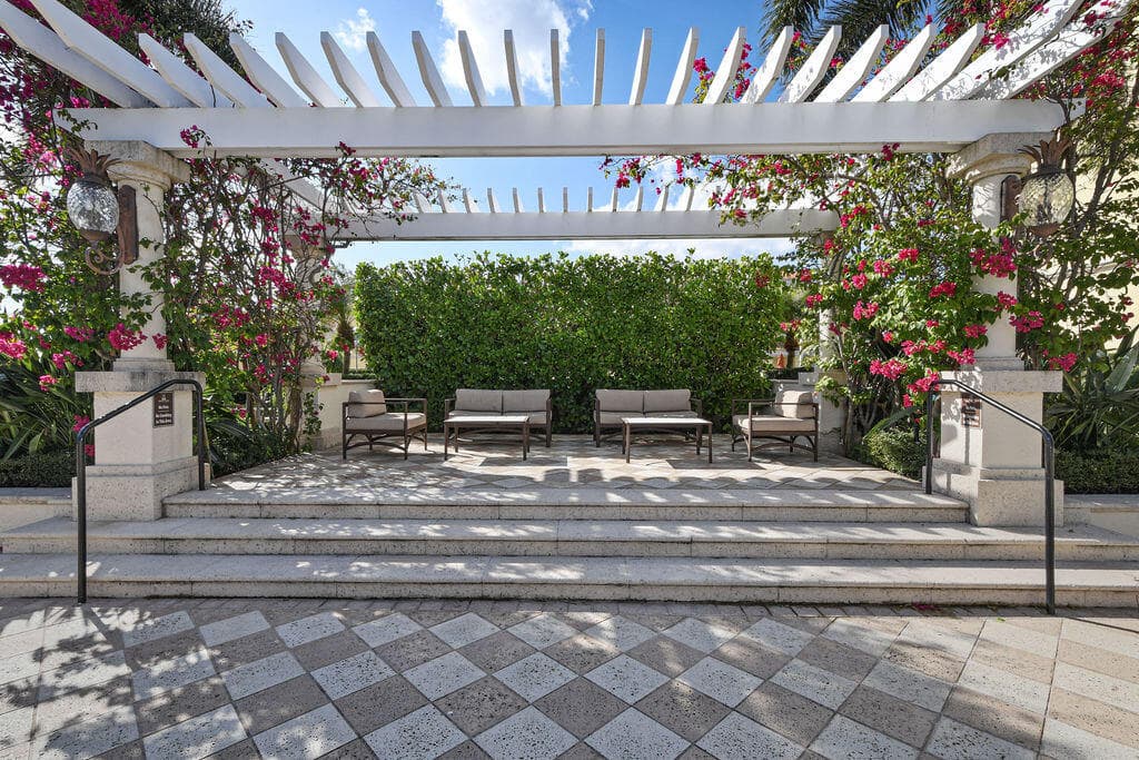 701 S Olive Avenue 1003, West Palm Beach, FL 33401 — photo 24 of 31