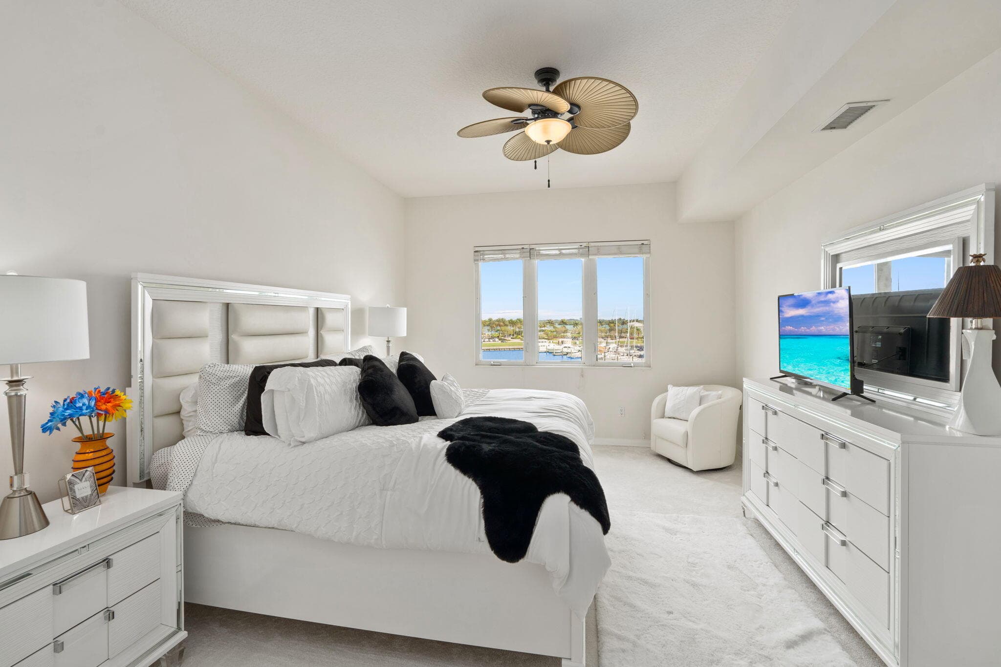14 Harbour Isle Drive W Ph01, Fort Pierce, FL 34949 — photo 14 of 32
