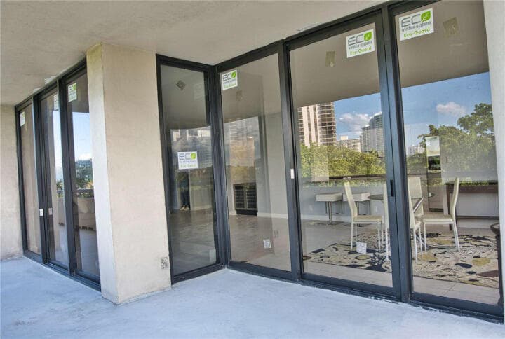 19355 Turnberry Way 3d, Miami, FL 33180 — photo 34 of 46