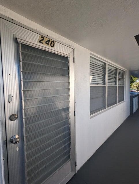 240 Sheffield J, West Palm Beach, FL 33417 — photo 10 of 24
