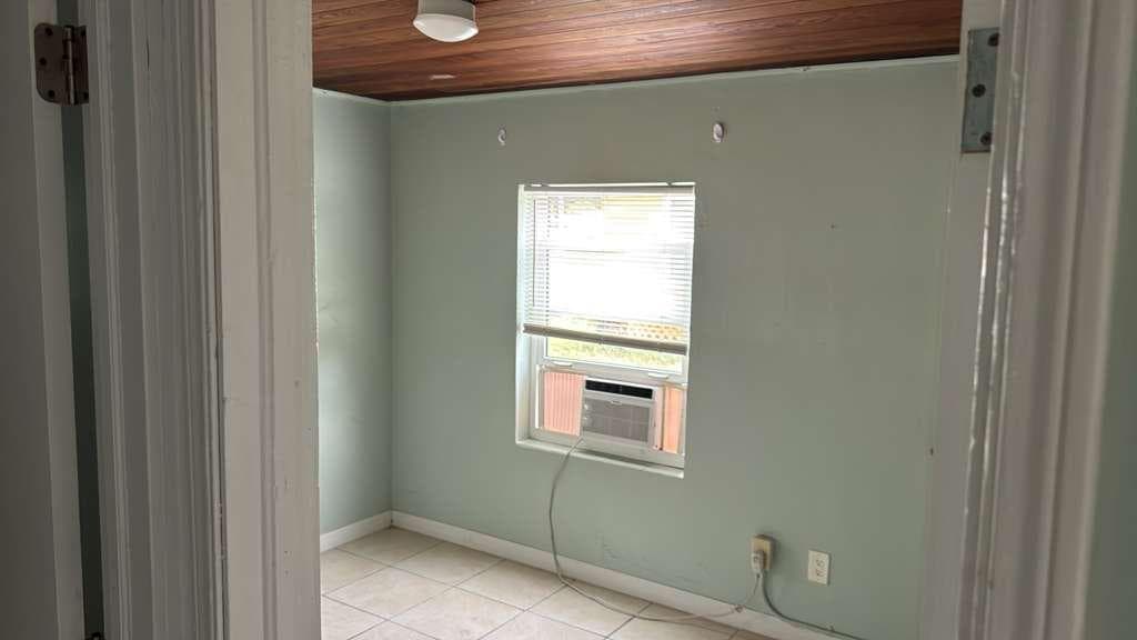 2206 Delaware Avenue, Fort Pierce, FL 34950 — photo 11 of 22