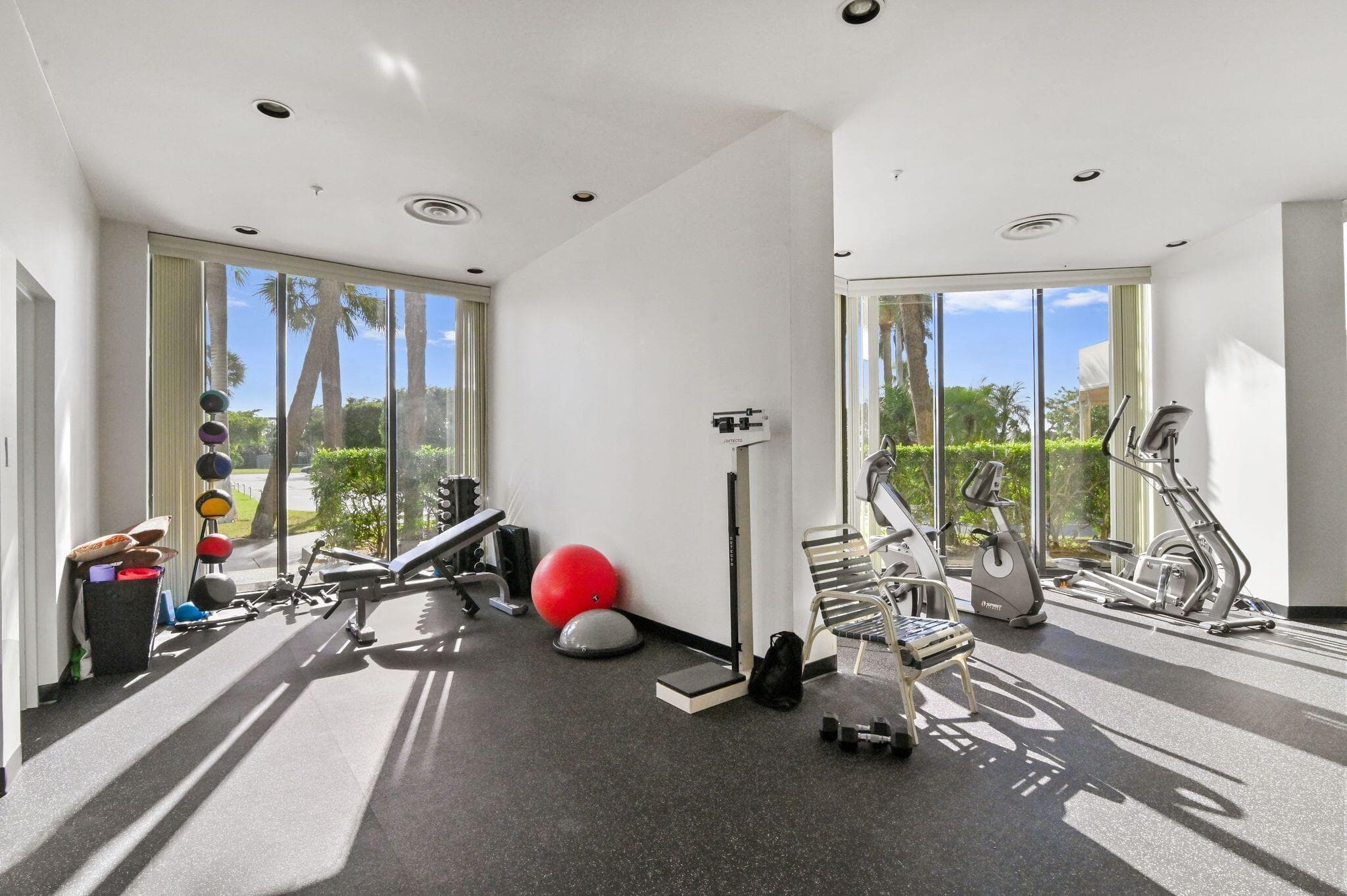 1900 Consulate Place 1205, West Palm Beach, FL 33401 — photo 51 of 69