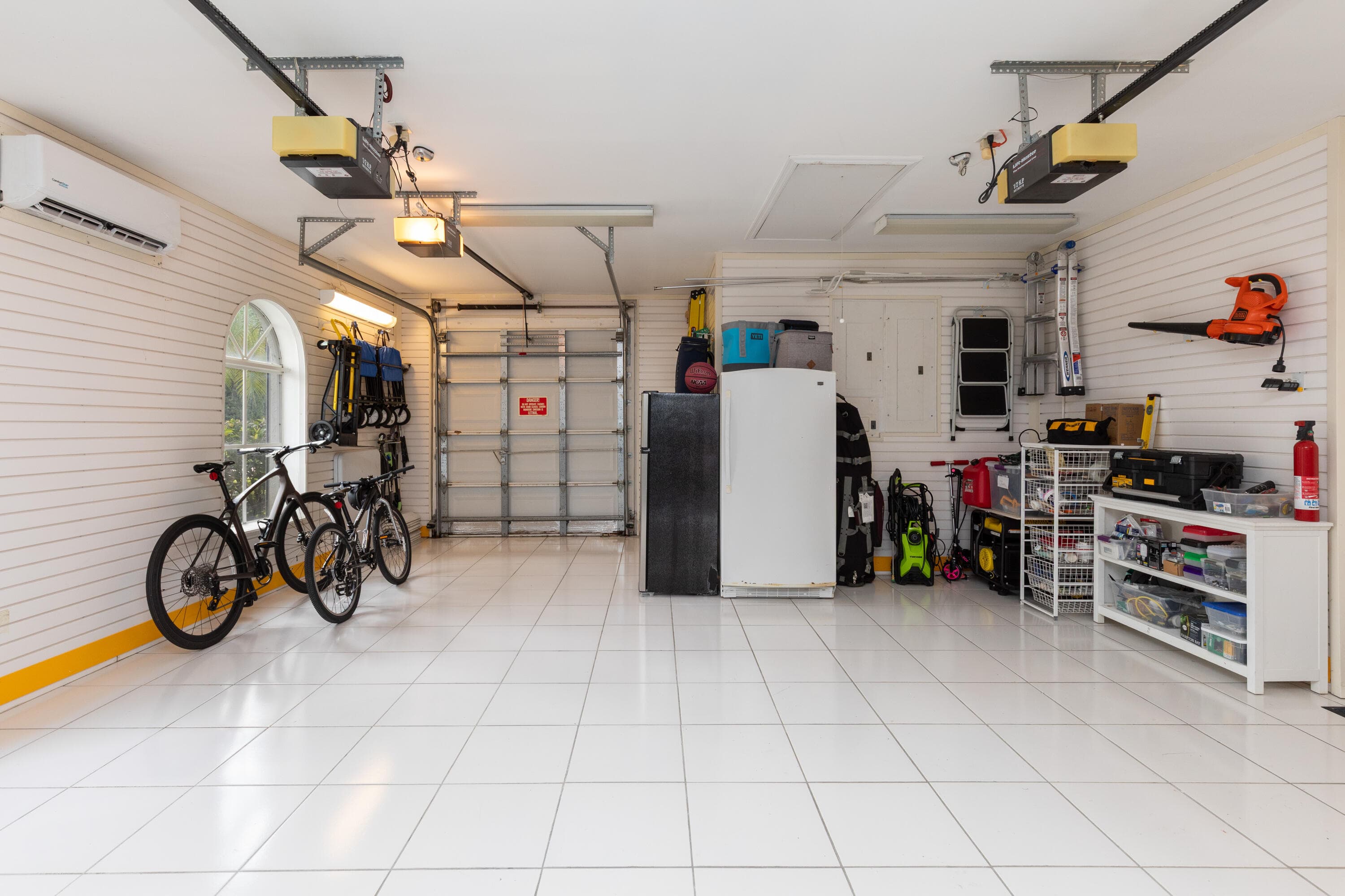 24 Grand Bay Estates Circle, Key Biscayne, FL 33149 — photo 54 of 64