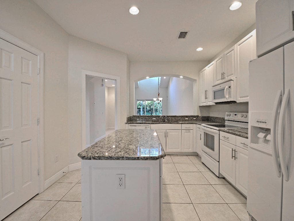 1645 Baseline Lane, Vero Beach, FL 32967 — photo 3 of 45