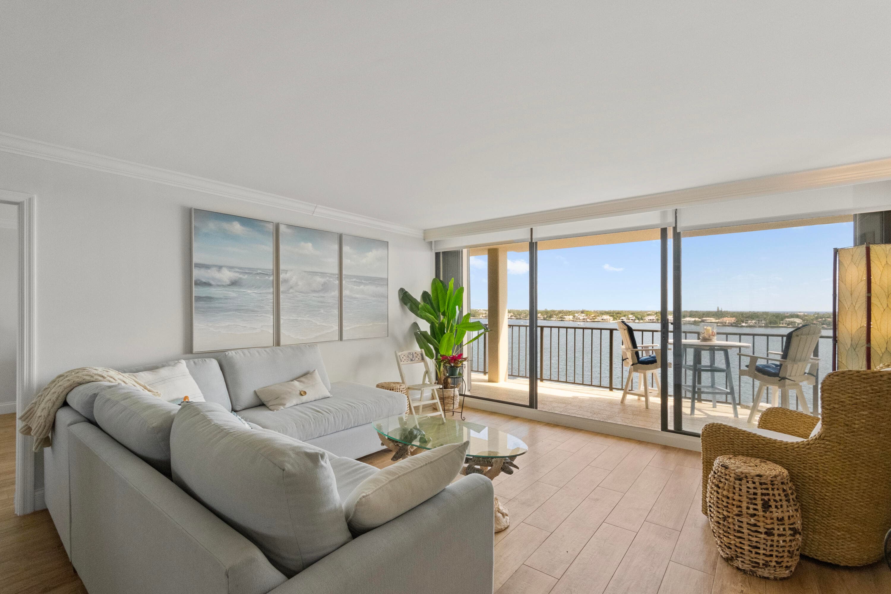 130 Lakeshore Drive 923, North Palm Beach, FL 33408 — photo 13 of 37