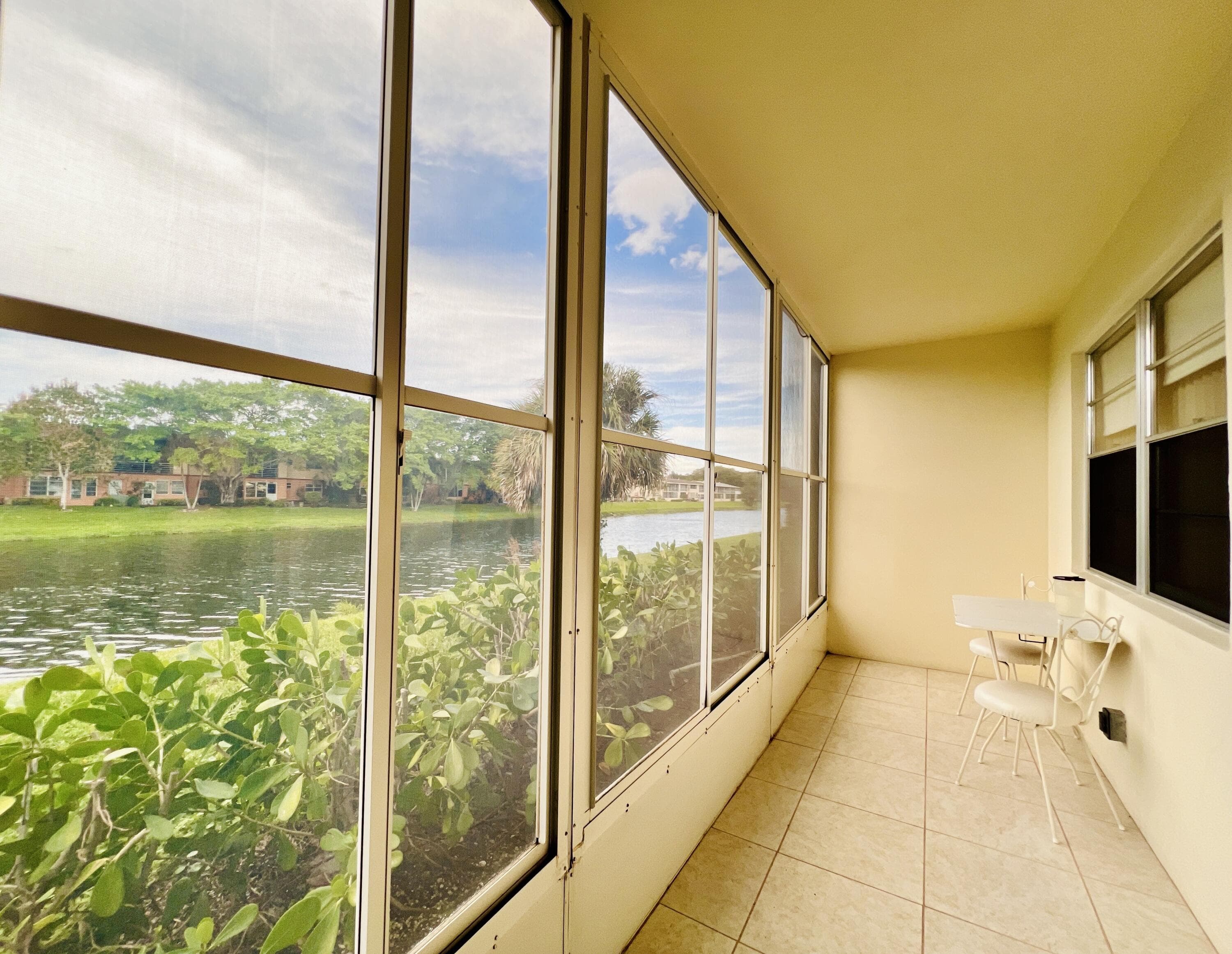 27 Sheffield B, West Palm Beach, FL 33417 — photo 11 of 18