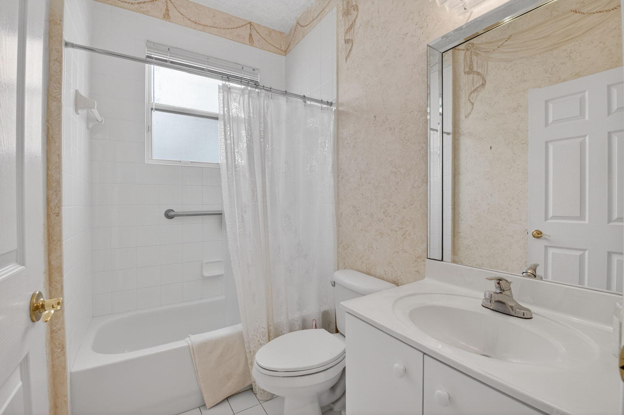 10585 Royal Caribbean Circle, Boynton Beach, FL 33437 — photo 26 of 61