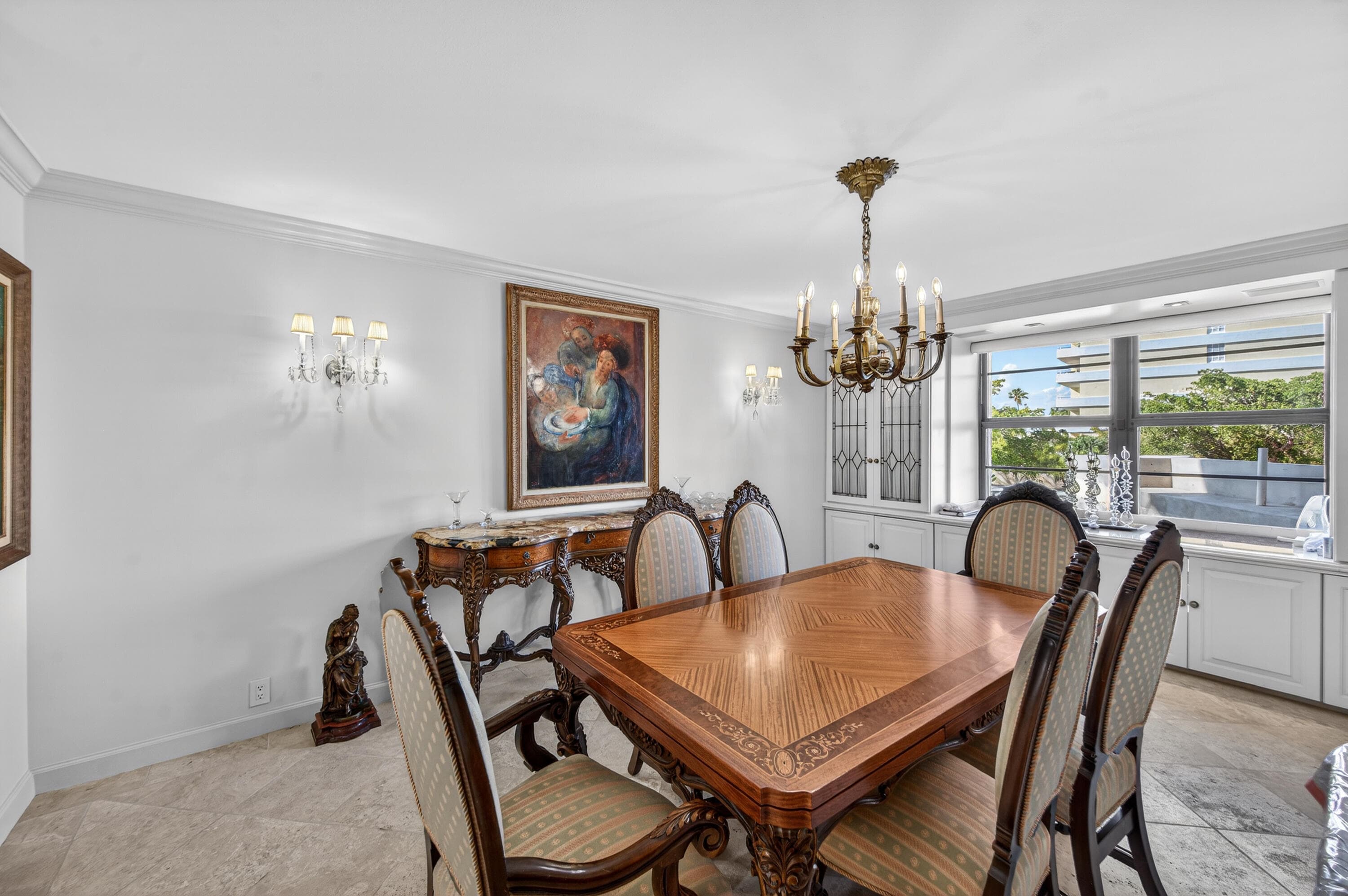 5500 Collins Avenue 302, Miami Beach, FL 33140 — photo 13 of 43