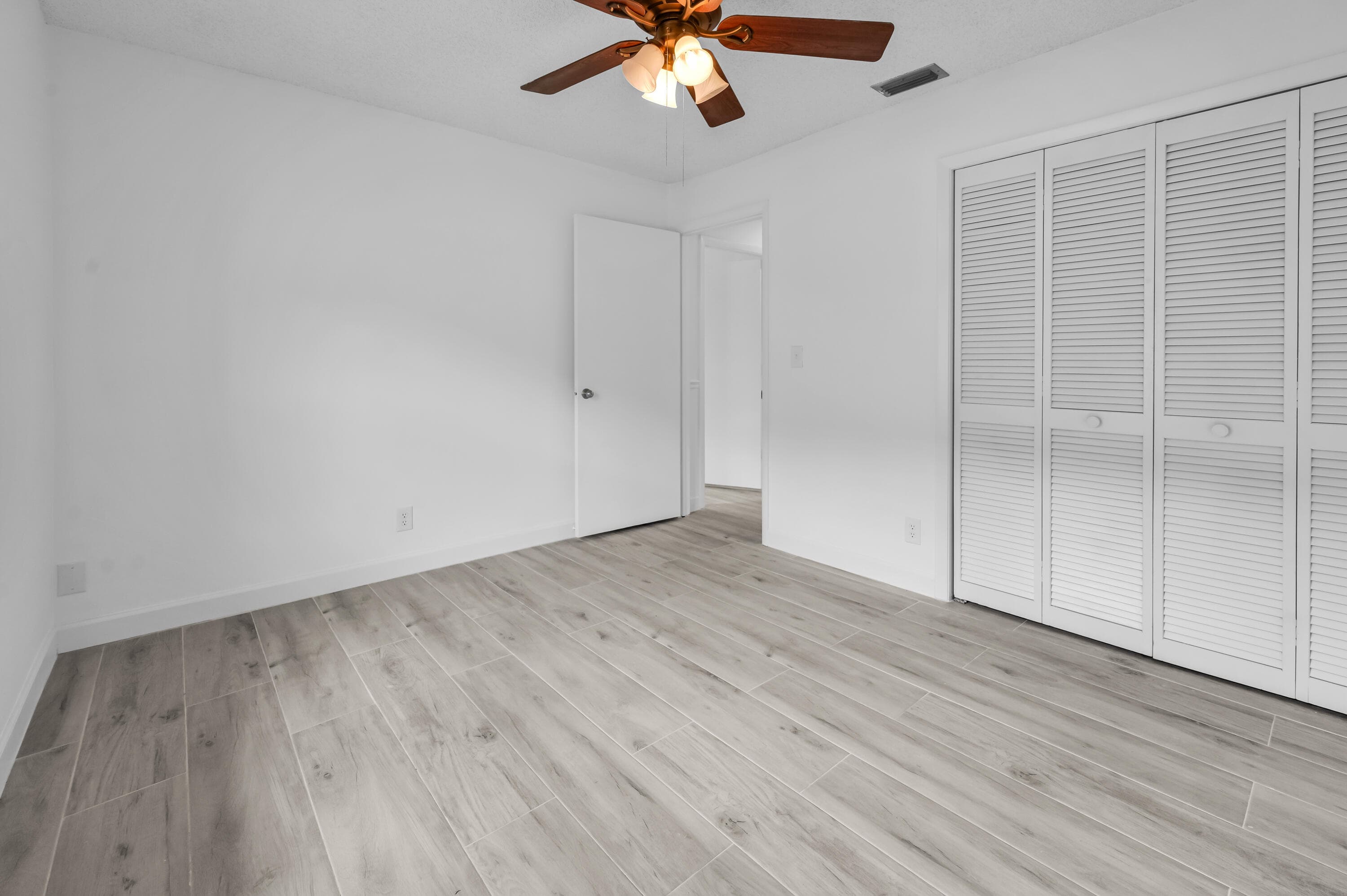 7619 Silver Woods Court, Boca Raton, FL 33433 — photo 8 of 20