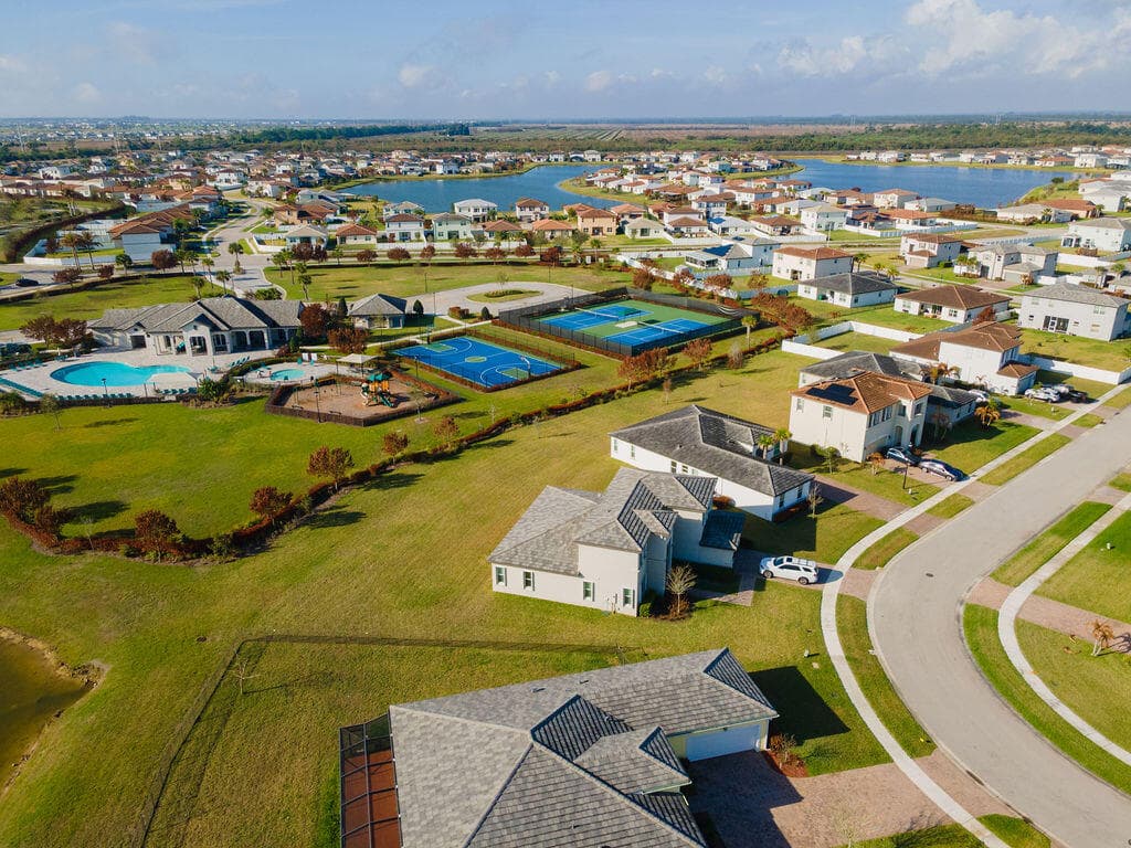 7206 NW Farnsworth Circle, Port St. Lucie, FL 34987 — photo 14 of 109