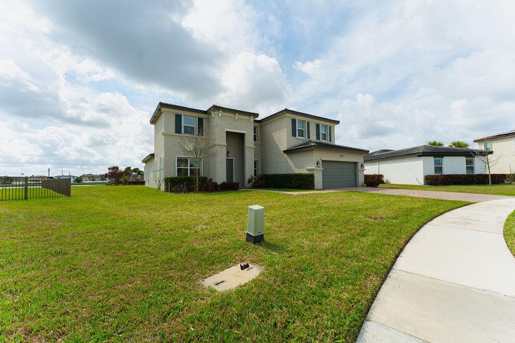 7206 NW Farnsworth Circle, Port St. Lucie, FL 34987 — photo 108 of 109
