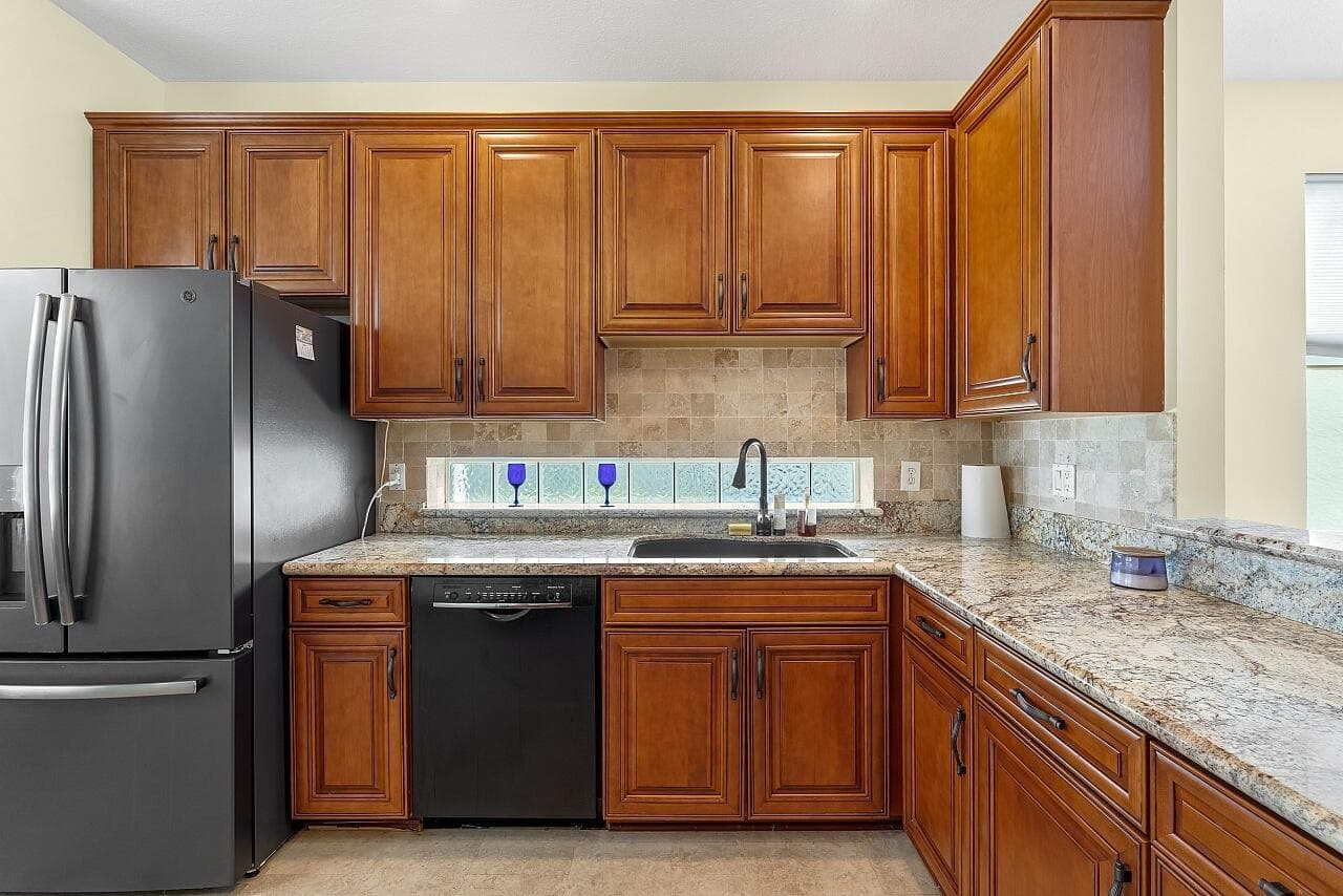 851 NW Sorrento Lane, Port St. Lucie, FL 34986 — photo 13 of 45