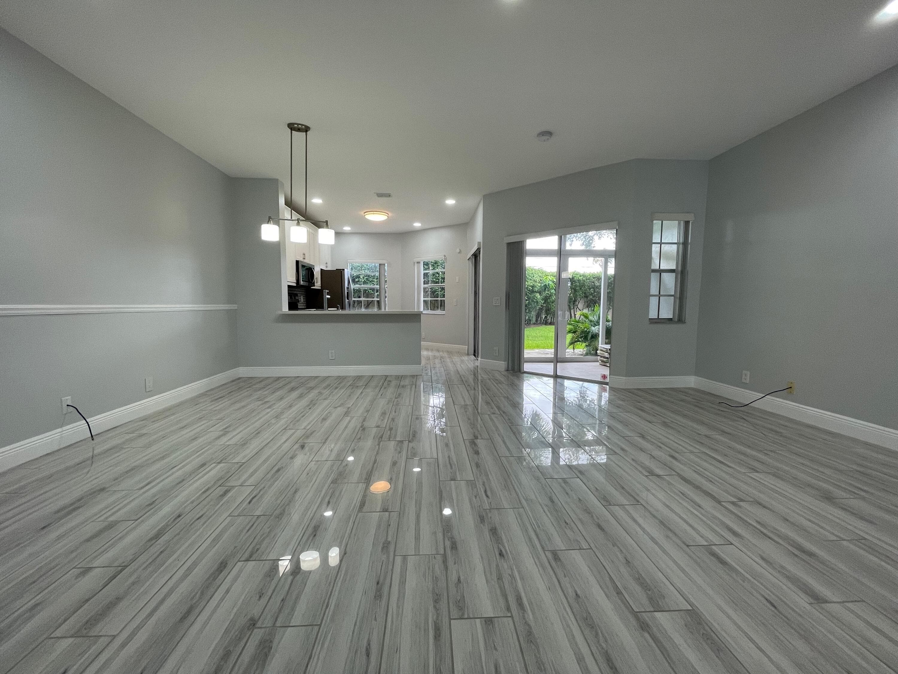 6526 Via Regina, Boca Raton, FL 33433 — photo 2 of 16