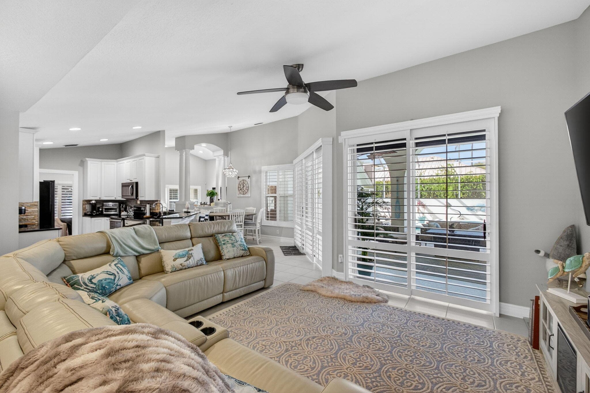8075 SE Governors Way, Hobe Sound, FL 33455 — photo 7 of 35