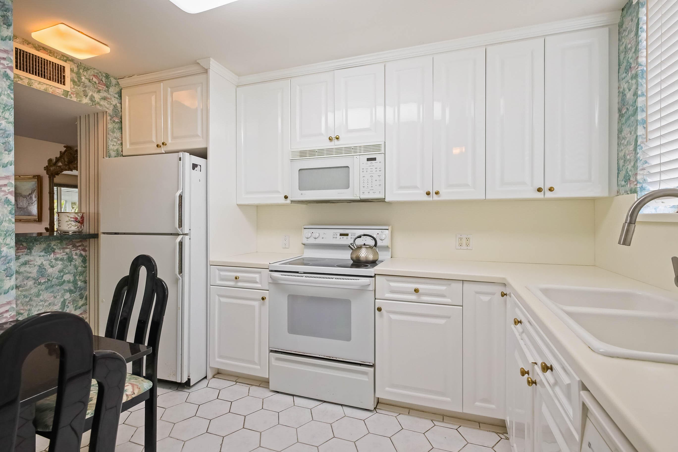 4541 Luxemburg Court, Greenacres, FL 33467 — photo 11 of 38