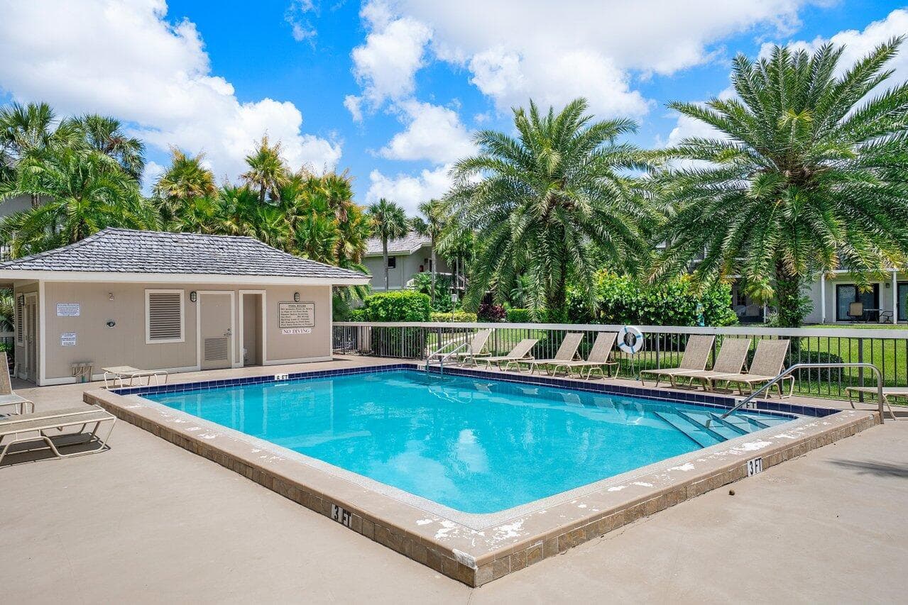 11863 Wimbledon Circle 432, Wellington, FL 33414 — photo 6 of 27