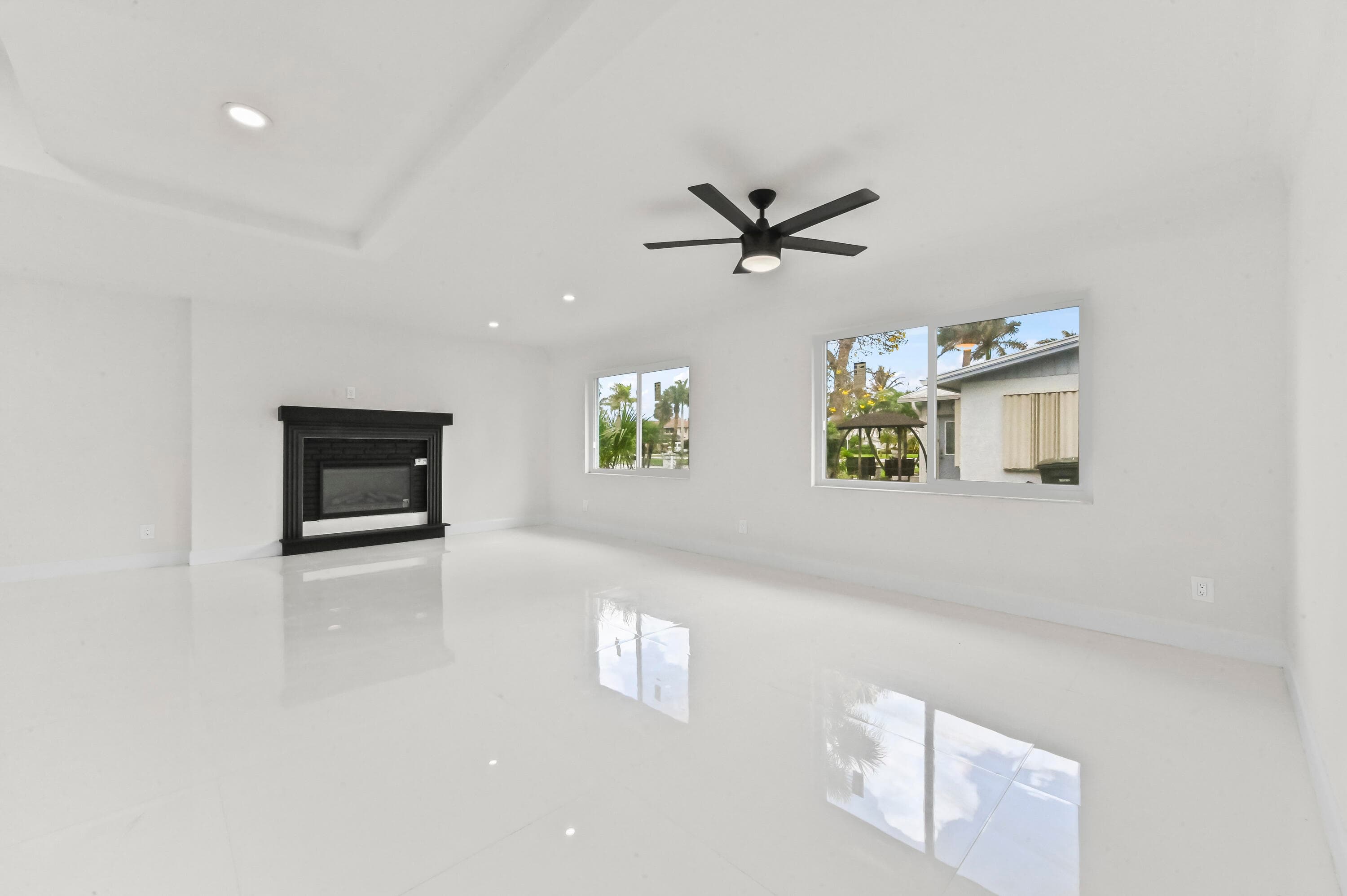 1919 Mimosa Avenue, Fort Pierce, FL 34949 — photo 11 of 33