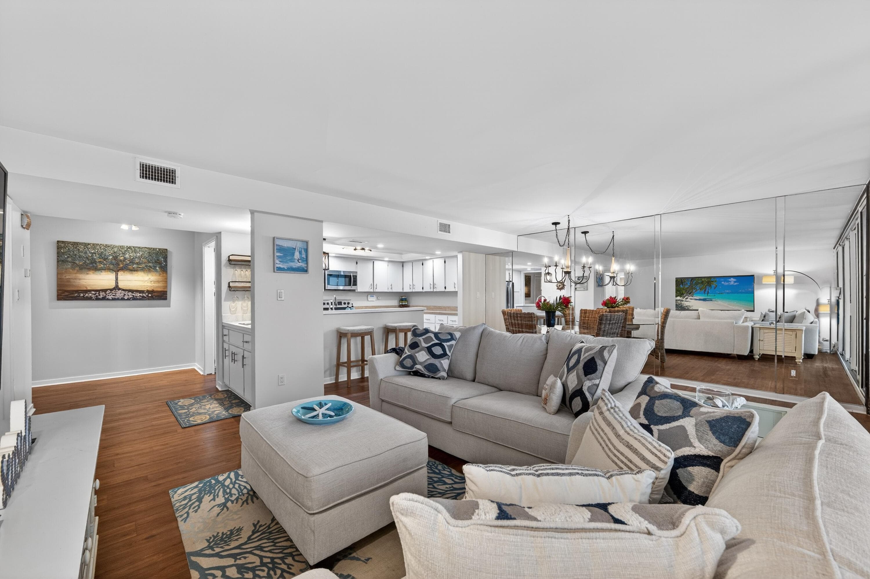 669 NE Plantation Road 308, Stuart, FL 34996 — photo 10 of 46