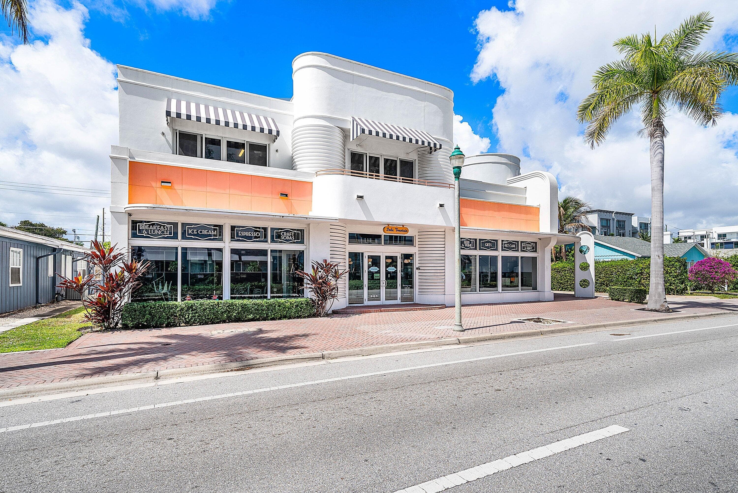 124 NE 5th Avenue, Delray Beach, FL — photo 5 of 88