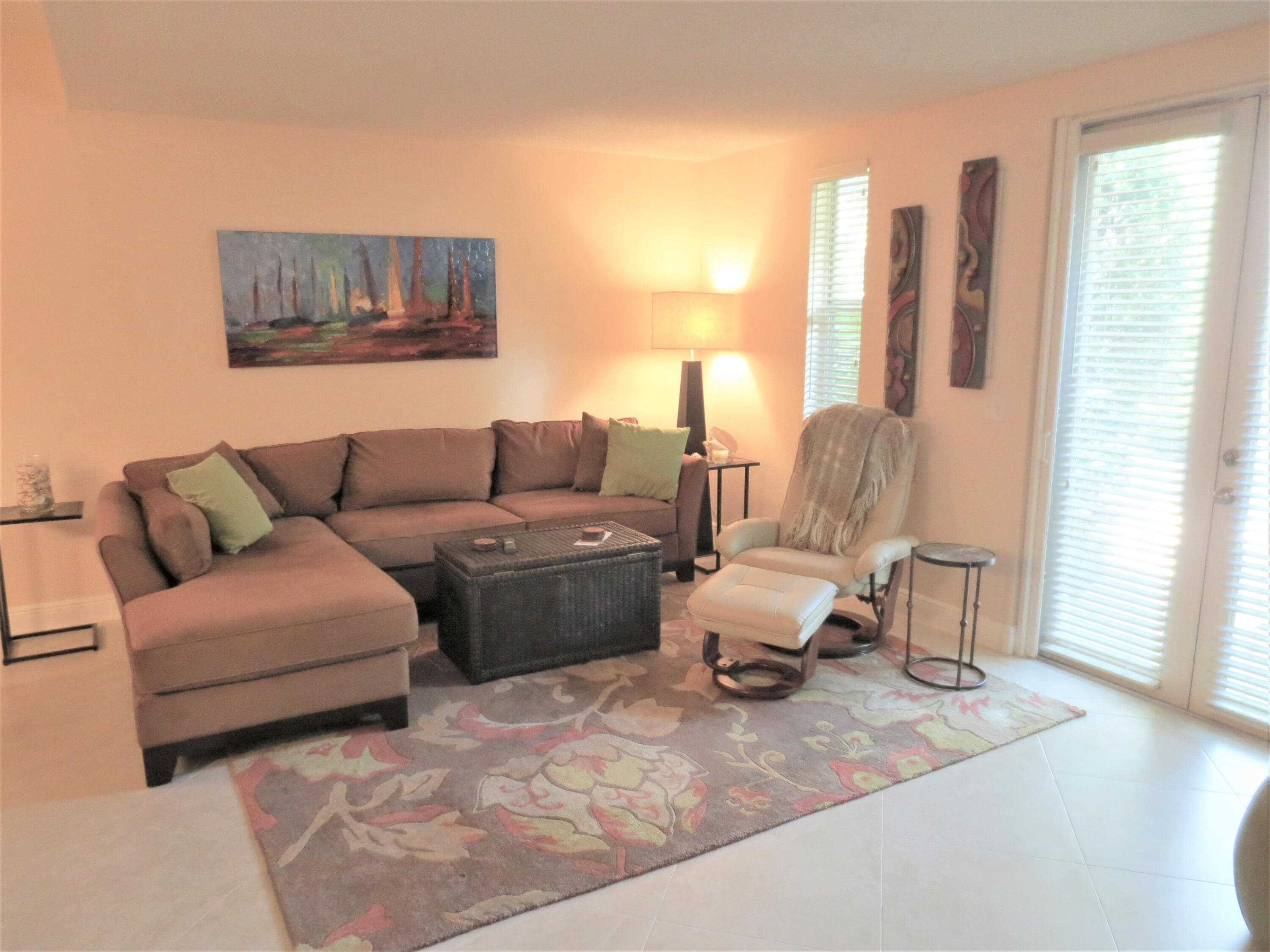 1900 Oceanwalk Lane 104, Lauderdale-By-The-Sea, FL 33062 — photo 3 of 38