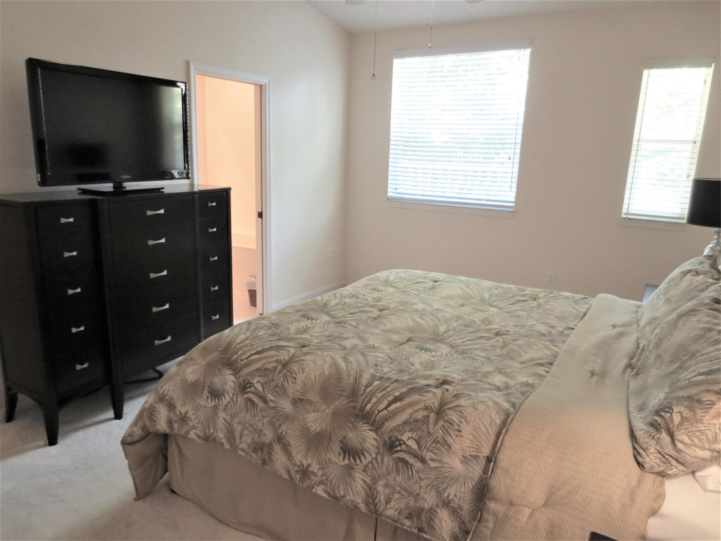 1900 Oceanwalk Lane 104, Lauderdale-By-The-Sea, FL 33062 — photo 16 of 38