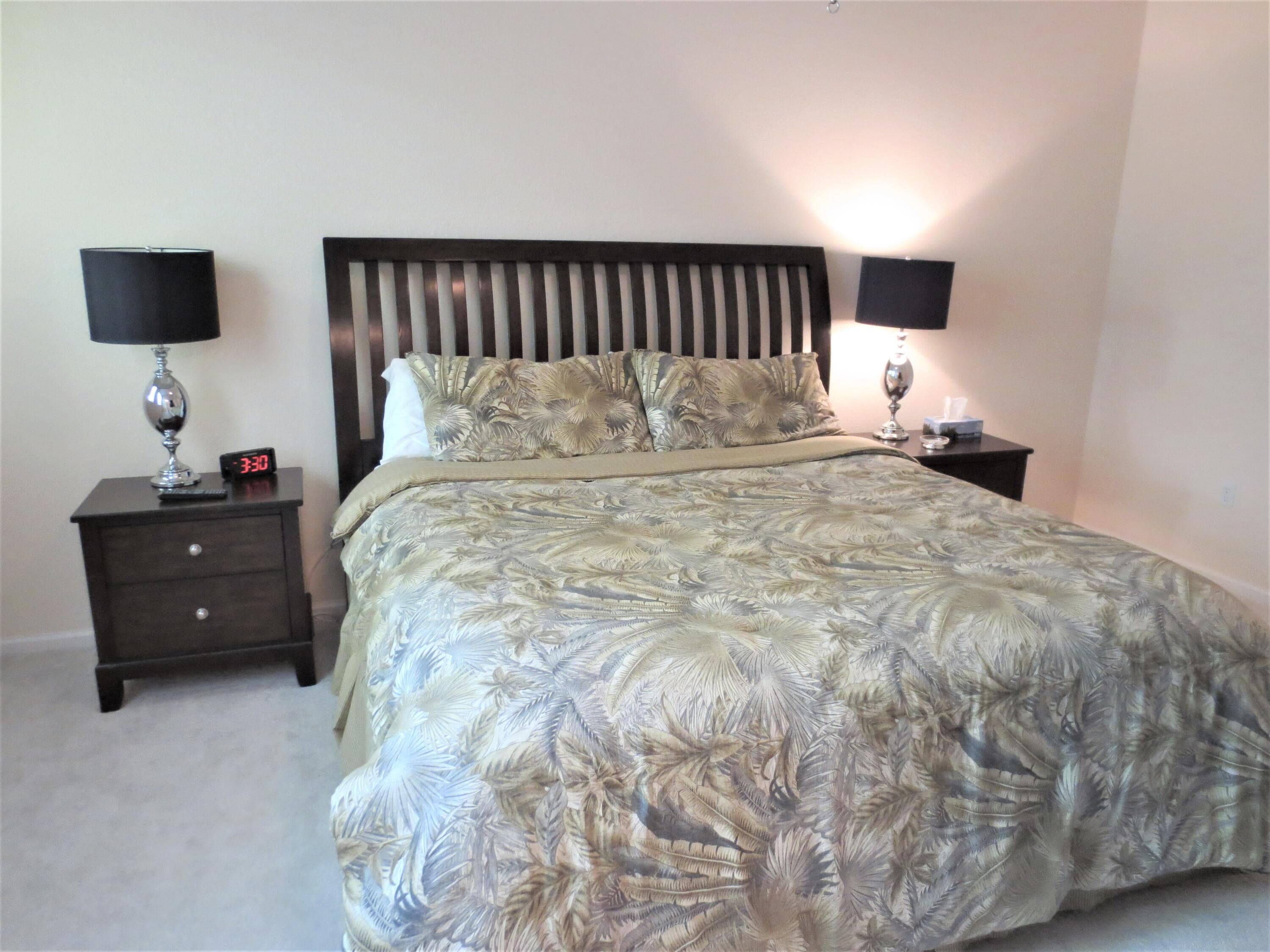 1900 Oceanwalk Lane 104, Lauderdale-By-The-Sea, FL 33062 — photo 17 of 38