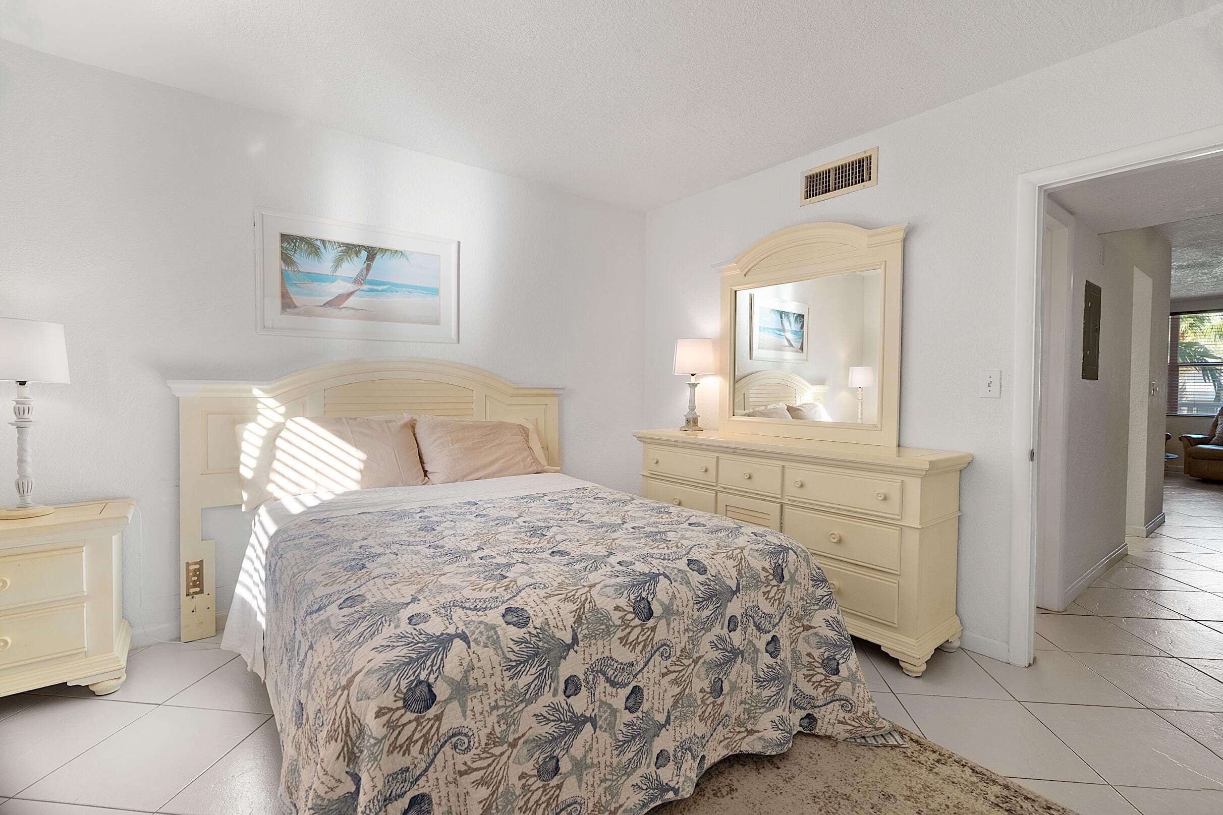 2565 S Ocean Boulevard 208, Palm Beach, FL 33480 — photo 15 of 20