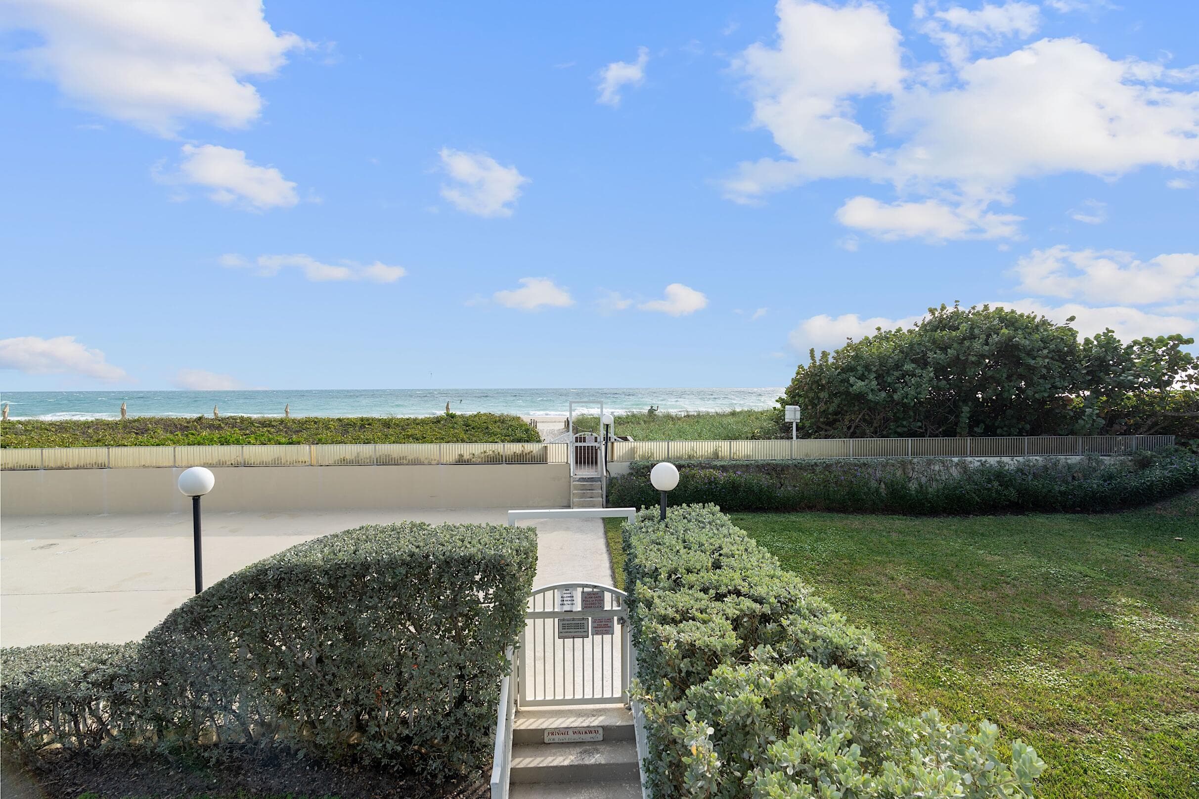 2565 S Ocean Boulevard 208, Palm Beach, FL 33480 — photo 18 of 20