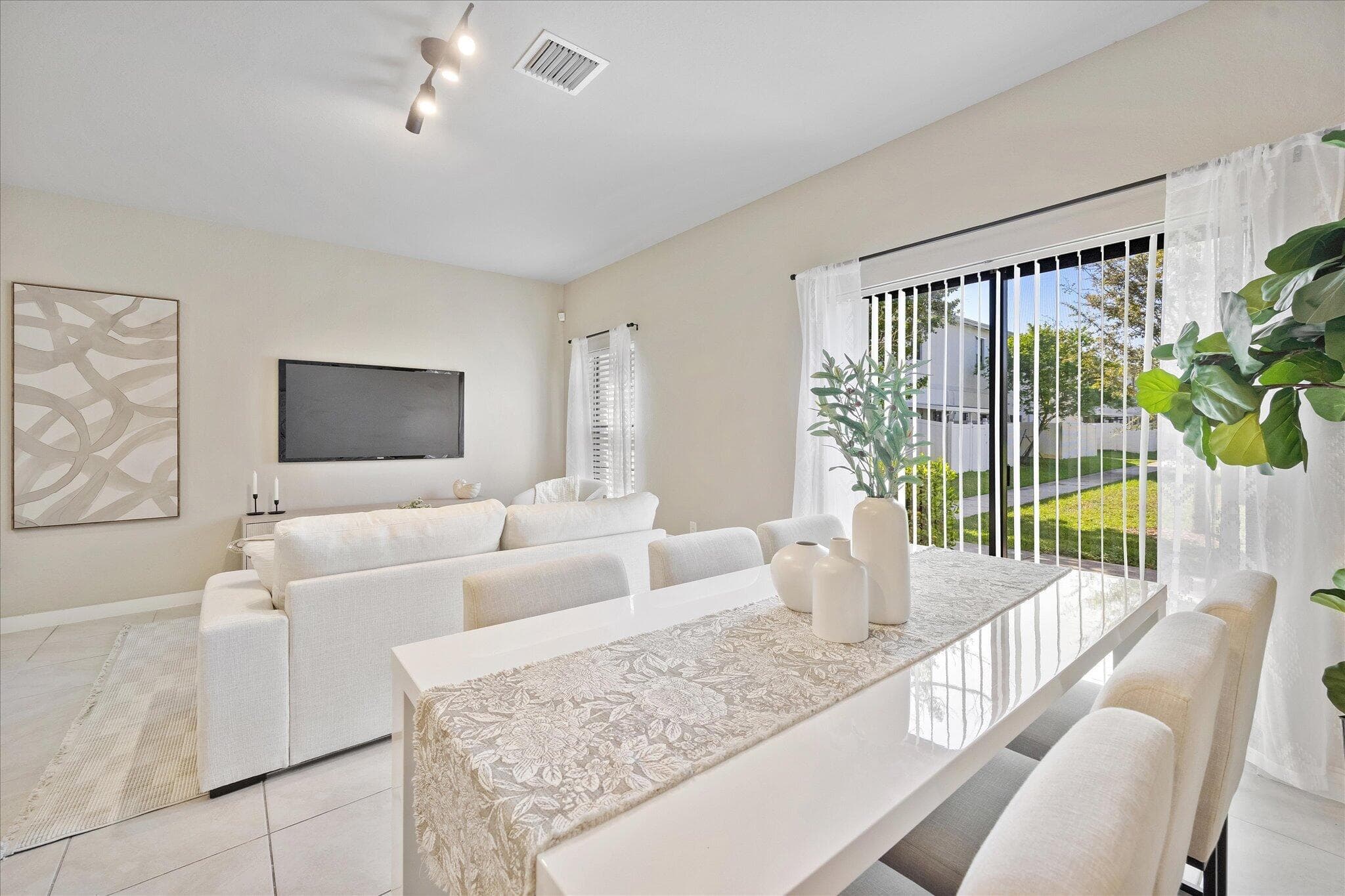 751 SW 11th Street, Florida City, FL 33034 — photo 5 of 40