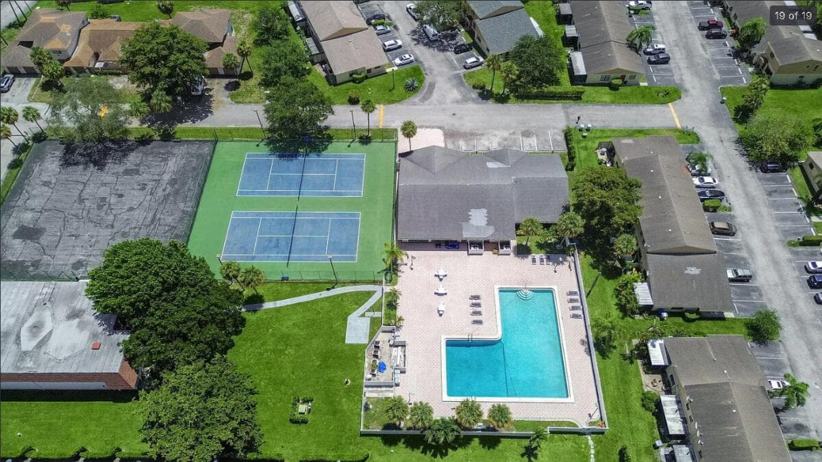 3550 Blue Lake Drive 404, Pompano Beach, FL 33064 — photo 7 of 8