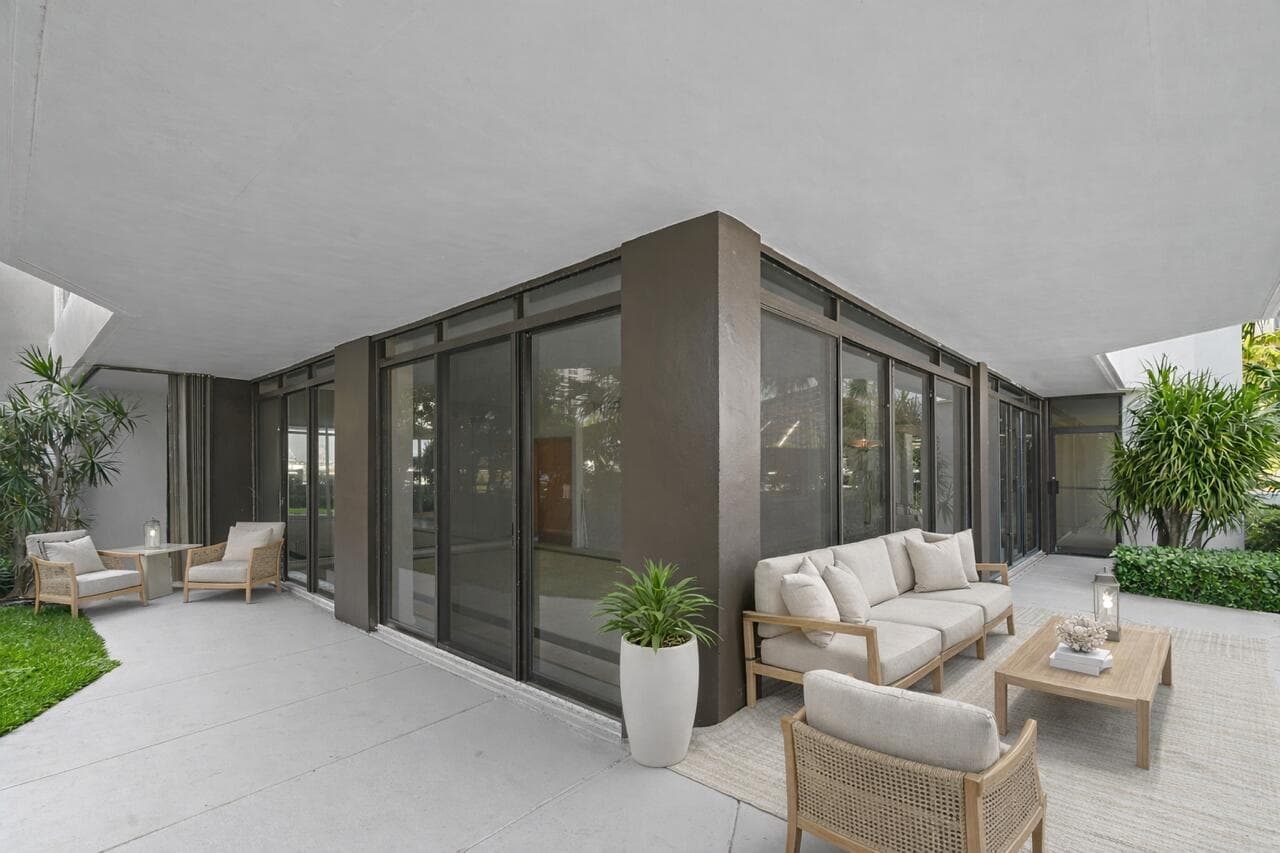 108 Lakeshore Drive 140, North Palm Beach, FL 33408 — photo 1 of 31