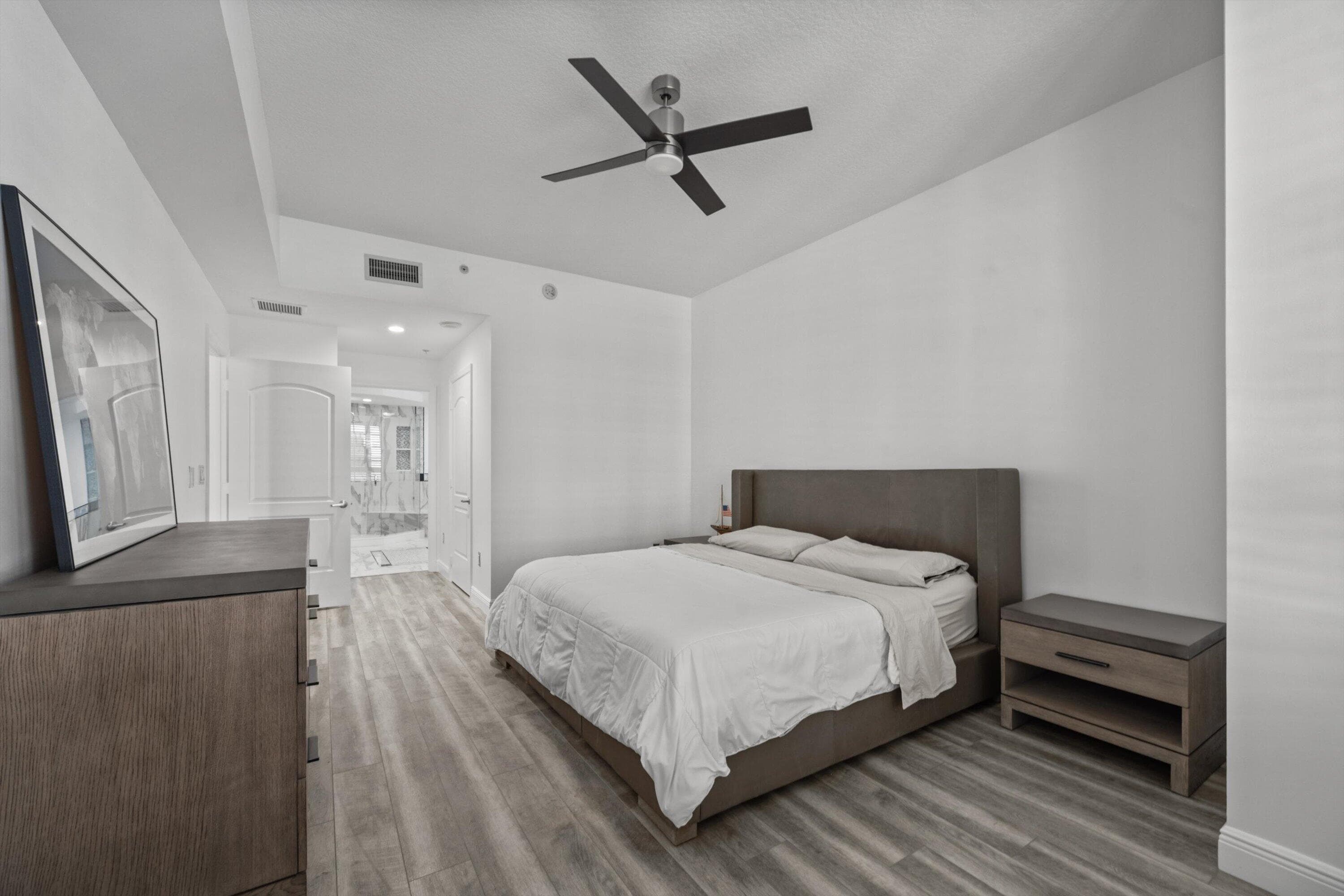 801 S Olive Avenue 615, West Palm Beach, FL 33401 — photo 12 of 32