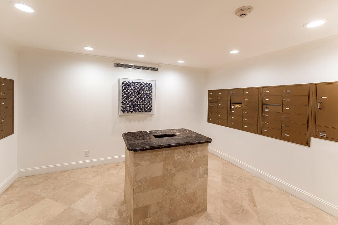 250 Bradley Place 202, Palm Beach, FL 33480 — photo 26 of 40