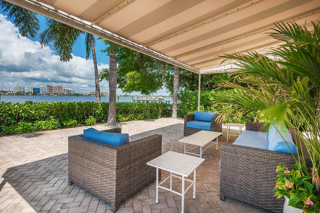250 Bradley Place 202, Palm Beach, FL 33480 — photo 37 of 40