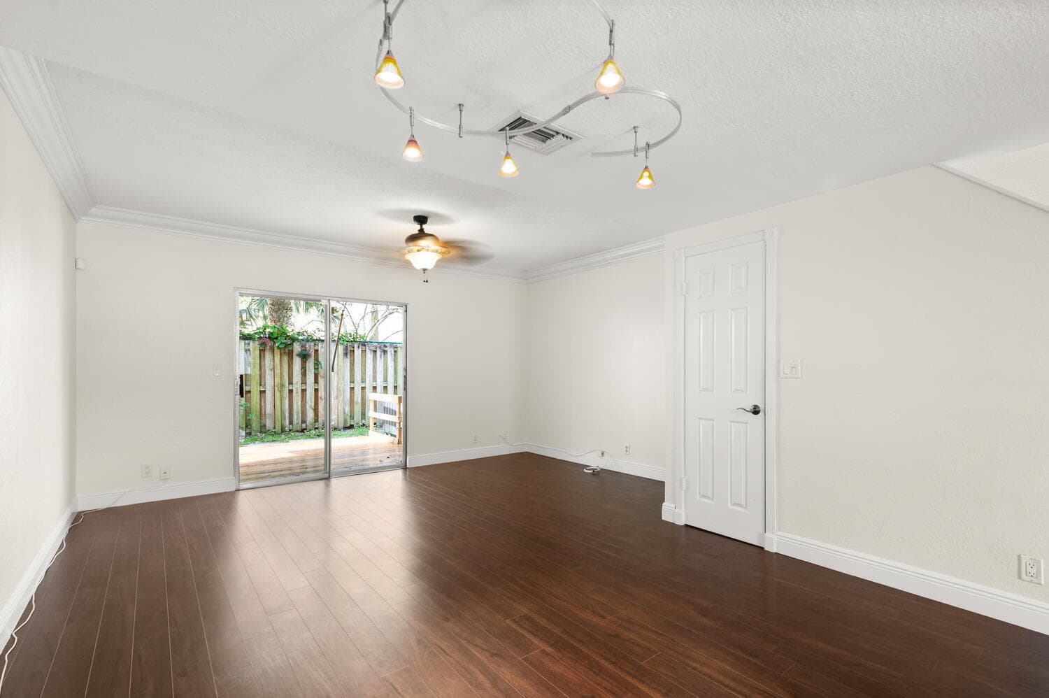 2521 NE 15th Street, Pompano Beach, FL 33062 — photo 16 of 20