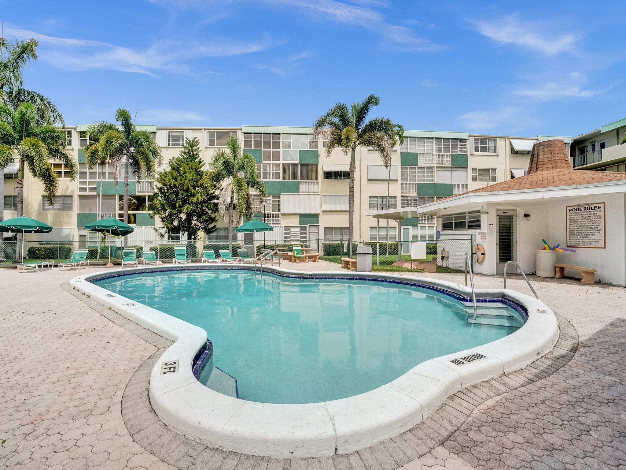 1333 E Hallandale Beach Boulevard 302, Hallandale Beach, FL 33009 — photo 25 of 34