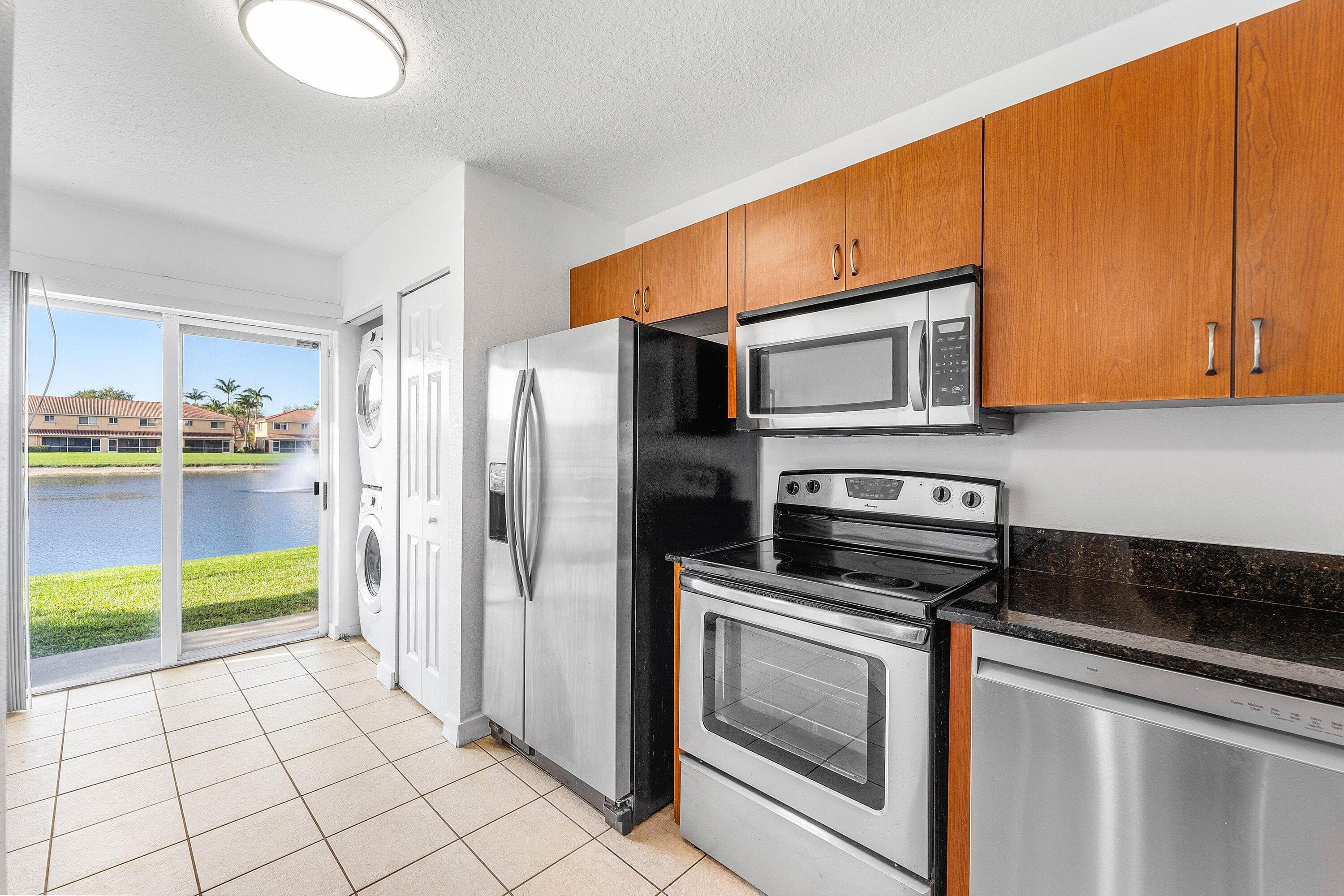 3490 Briar Bay Boulevard 105, West Palm Beach, FL 33411 — photo 7 of 45