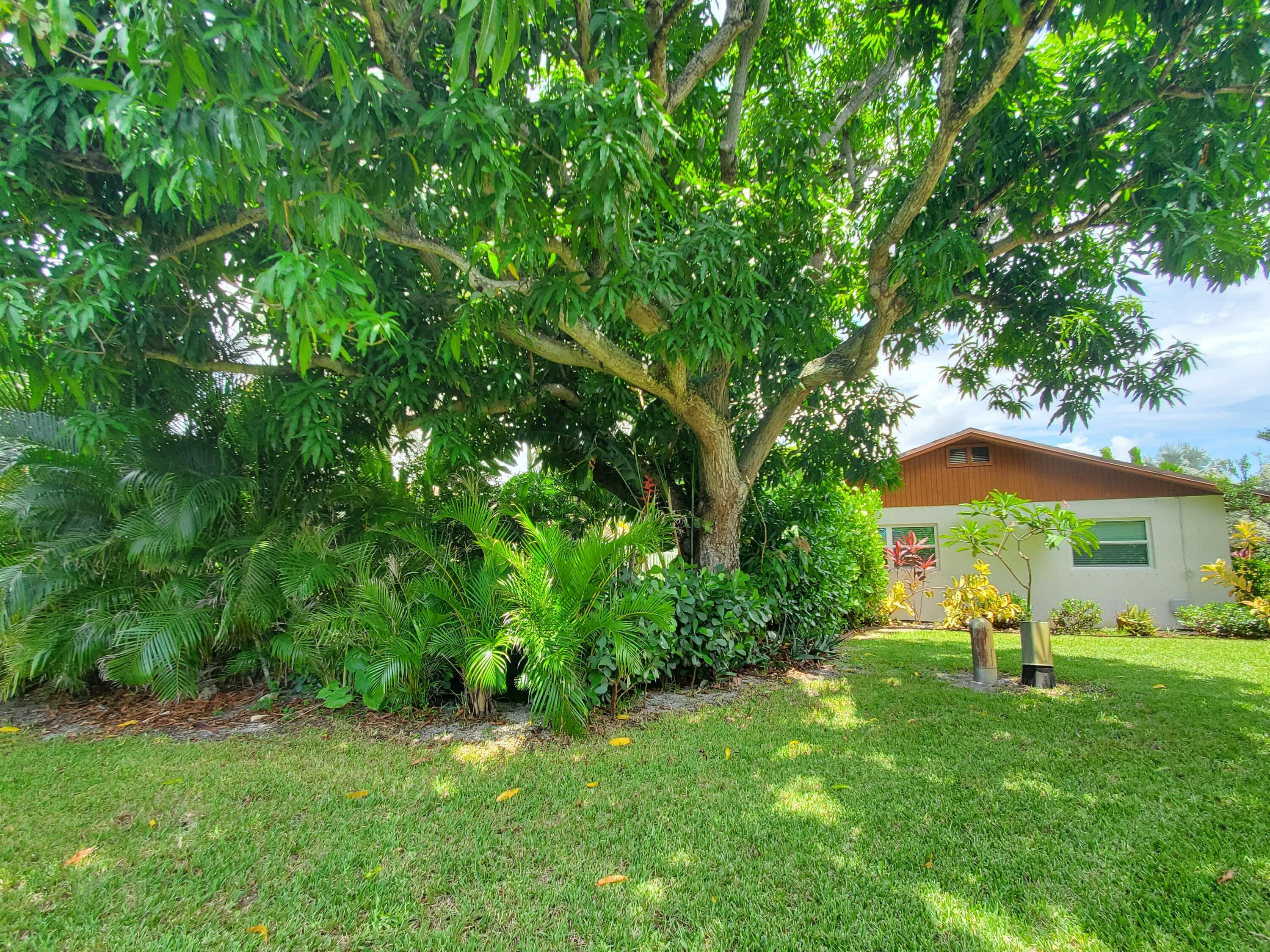 558 SE 27th Terrace 558, Boynton Beach, FL 33435 — photo 8 of 64