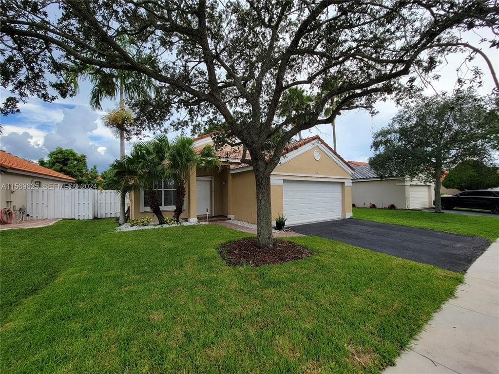 928 Falling Water Road, Weston, FL 33326 — photo 33 of 37
