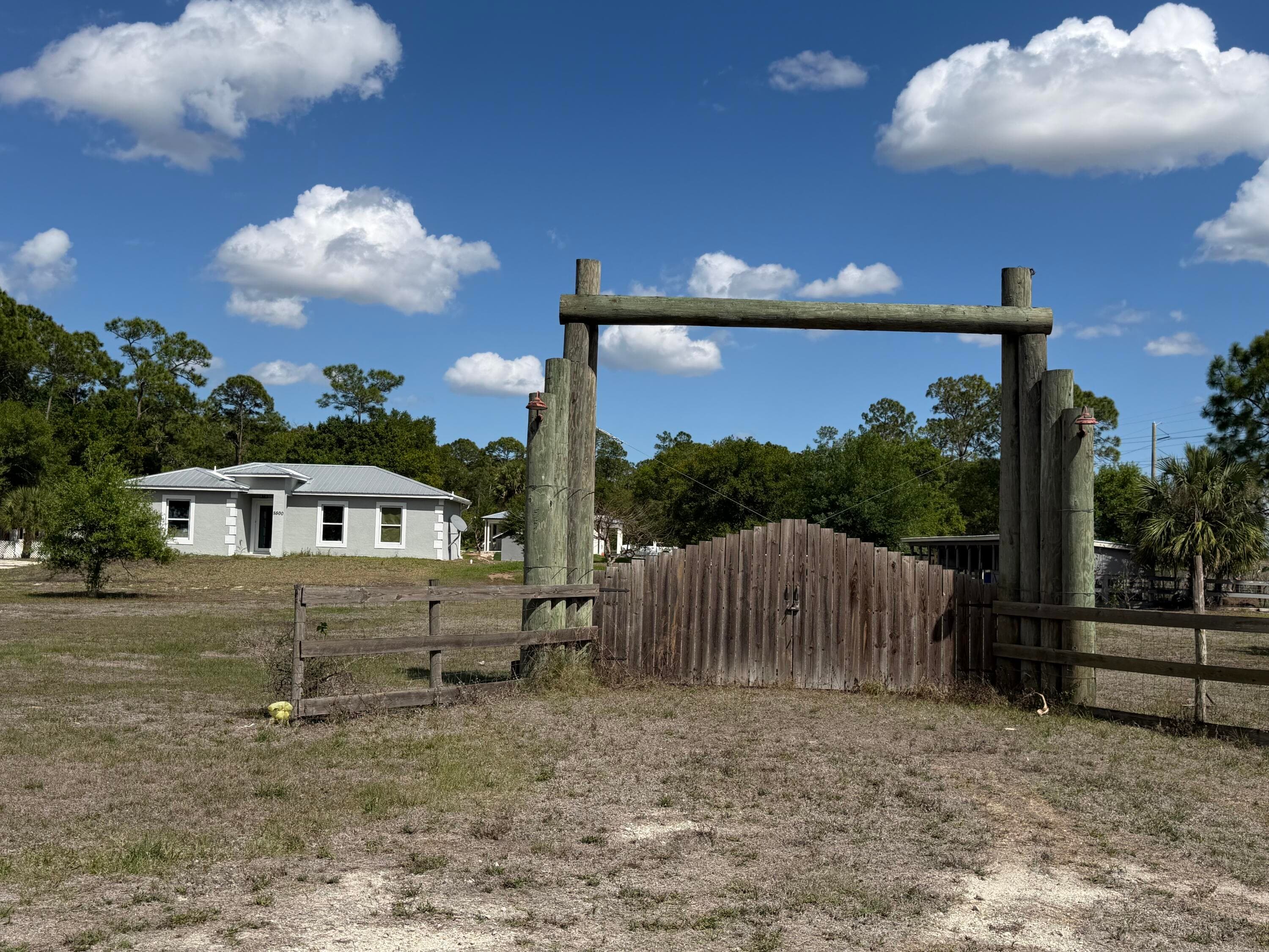 5500 Hendry Isles Boulevard, Clewiston, FL 33440 — photo